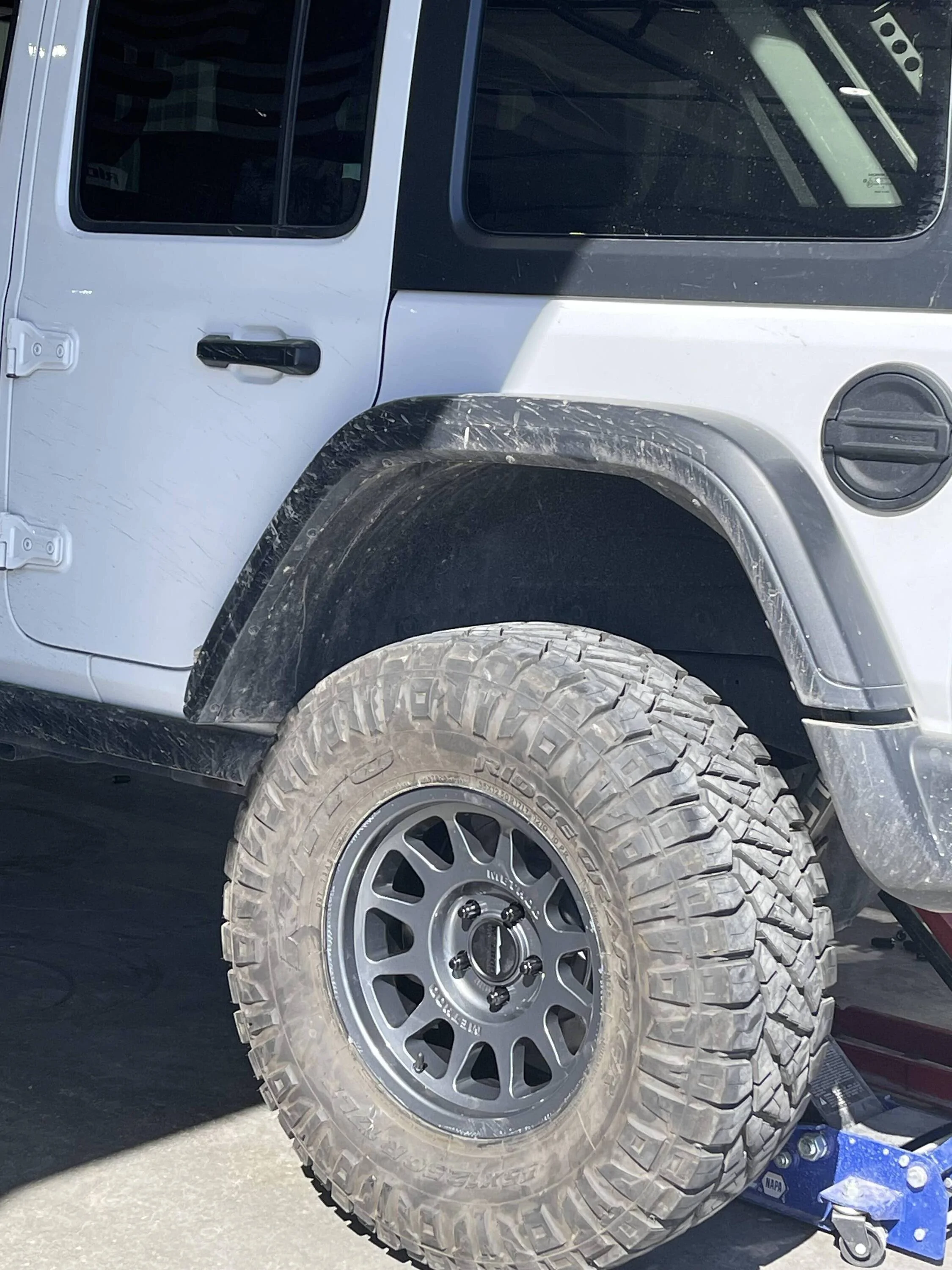 Jeep Wrangler JL JL Rubicon on Method Wheels...let's see em! 74GT53