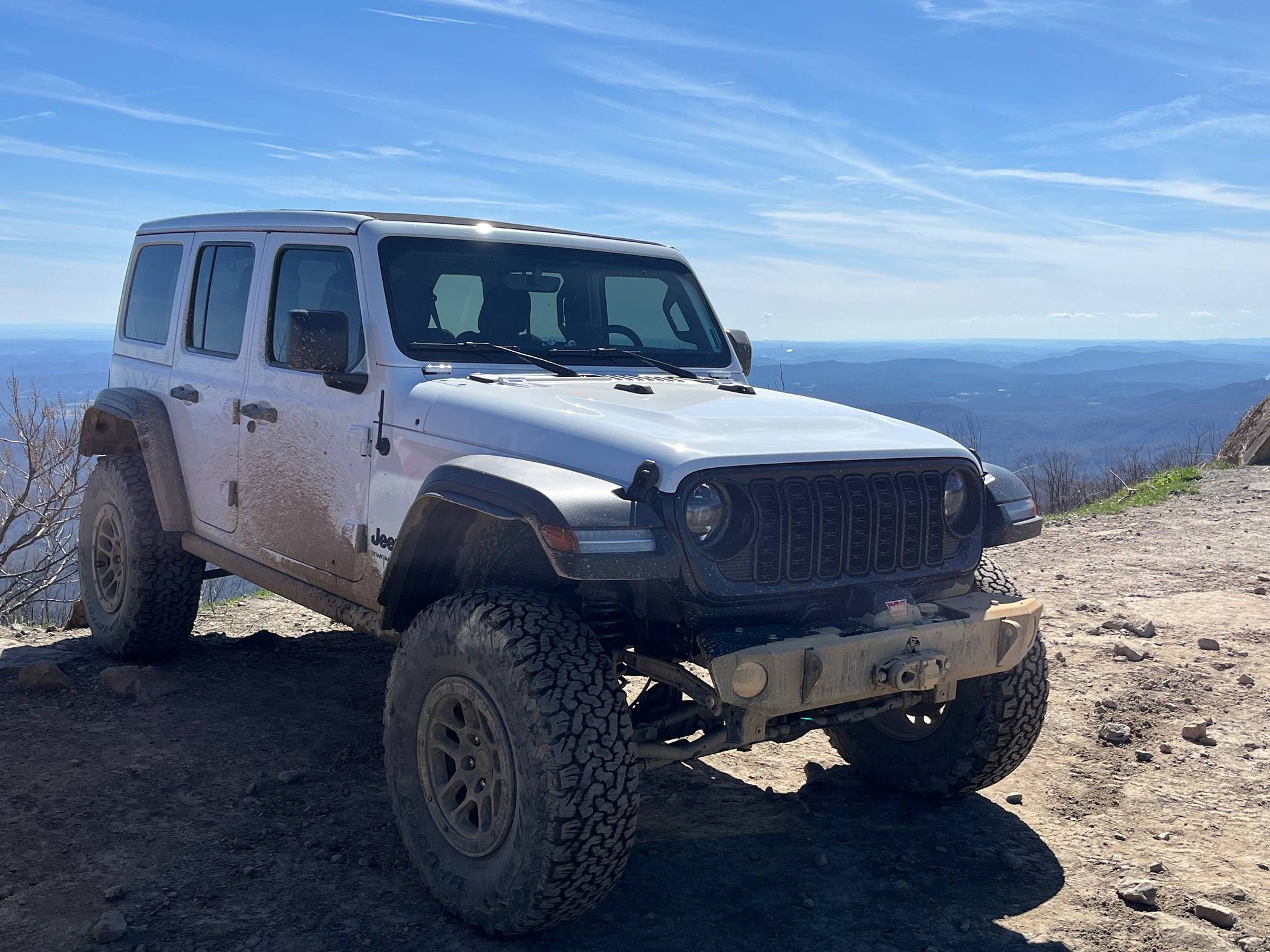 Jeep Wrangler JL Front End Friday!! Show those Front Ends off IMG_1311