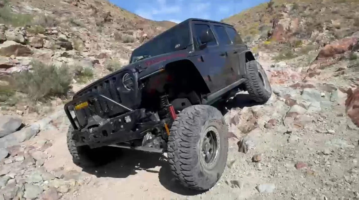 Jeep Wrangler JL Front End Friday!! Show those Front Ends off IMG_4788