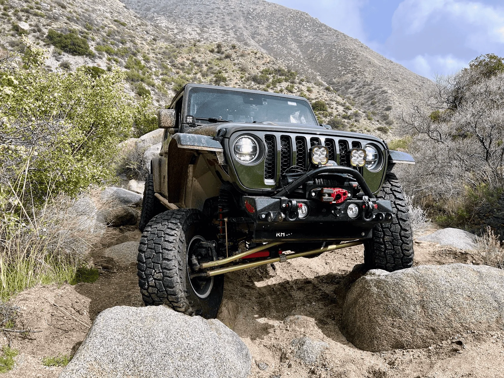Jeep Wrangler JL Front End Friday!! Show those Front Ends off 1714788856598-ko