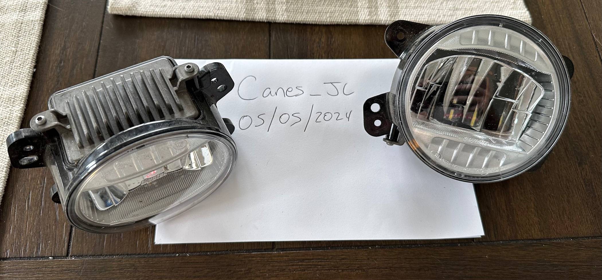 Jeep Wrangler JL Factory LED Fog Lights IMG_2359