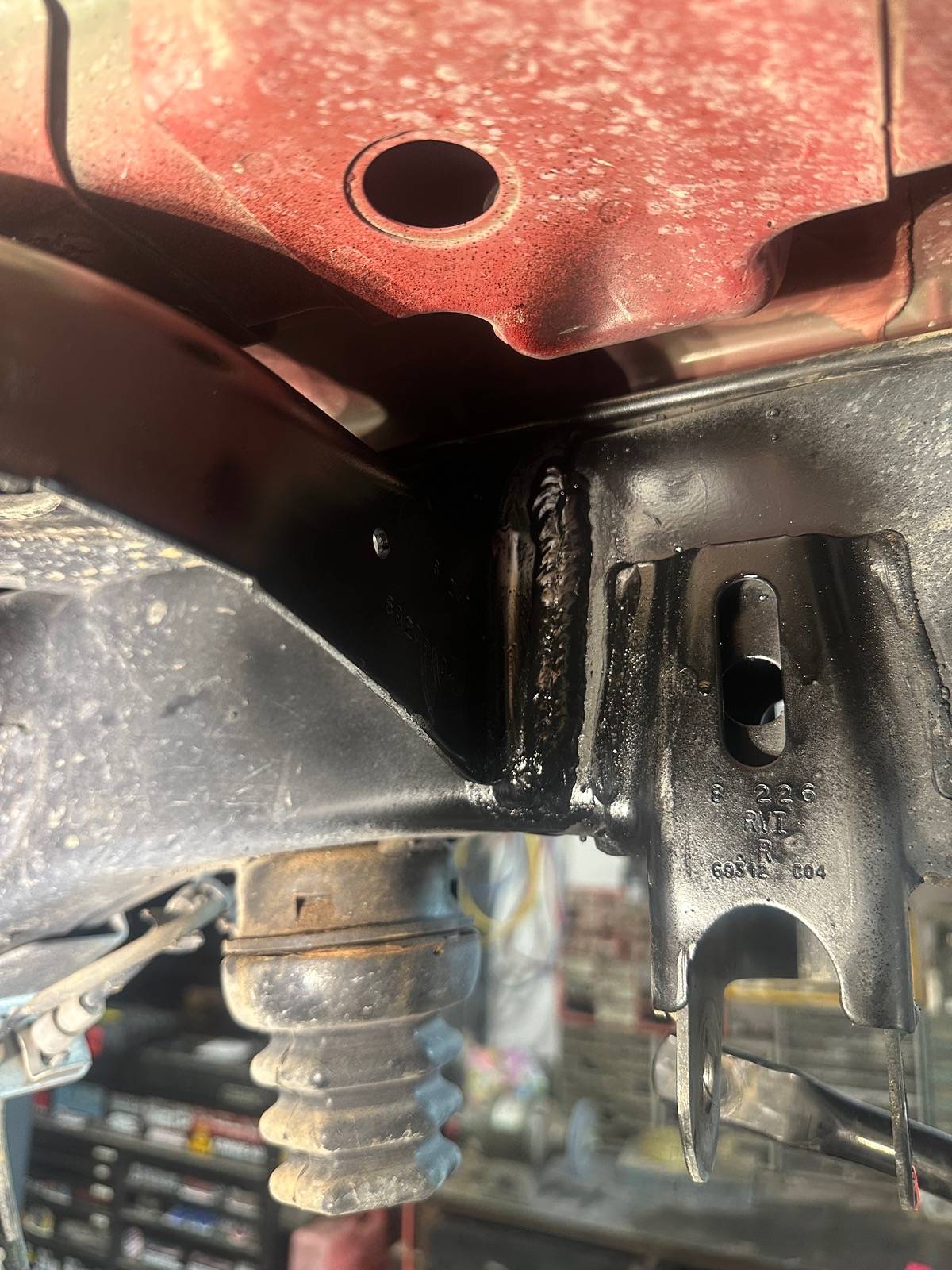 Jeep Wrangler JL 2018 JL upper rear spring perch failure..... IMG_4579