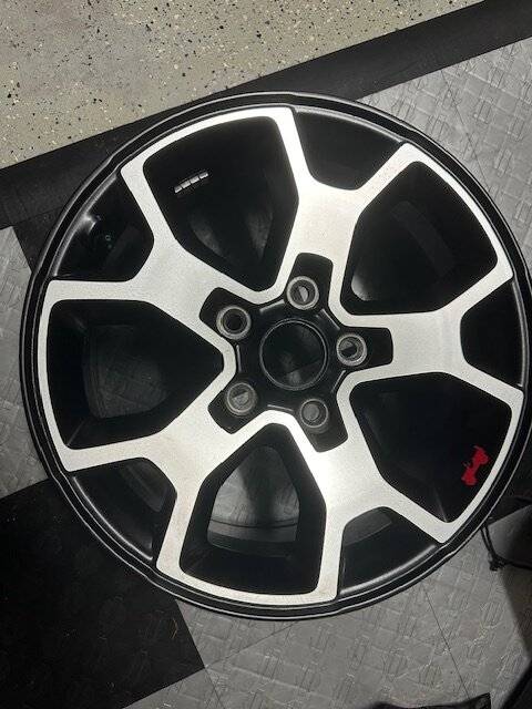 Louisiana - (5) 2021 Jeep OEM Rubicon Rims | Jeep Wrangler Forums (JL ...