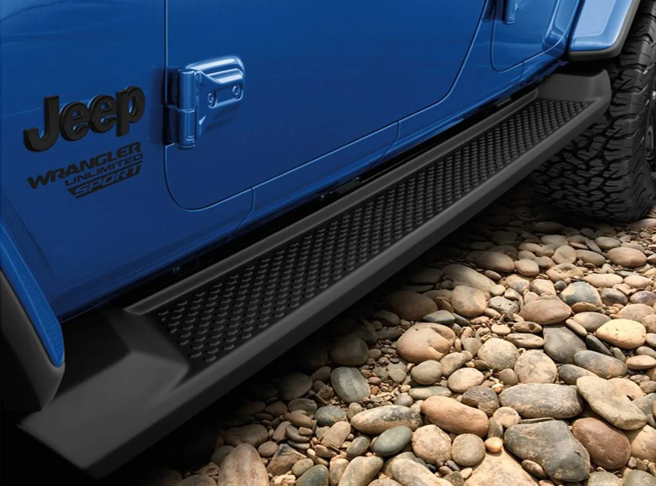 Jeep Wrangler JL Mud flaps vs. side steps for rocks protection? wrangler-jl-factory-style-side-steps-41__33714