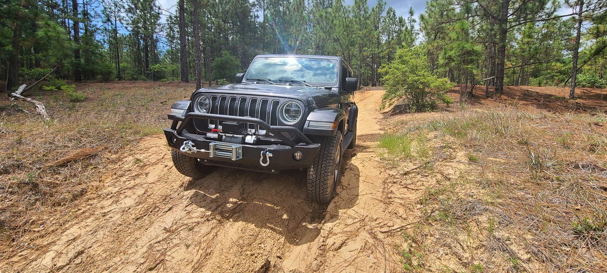 Jeep Wrangler JL Front End Friday!! Show those Front Ends off 20210611_142551