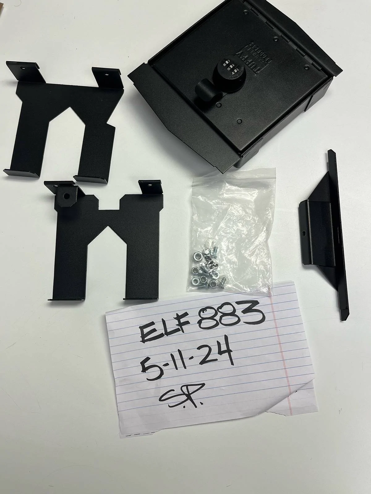 Jeep Wrangler JL TUFFY center console safe image3