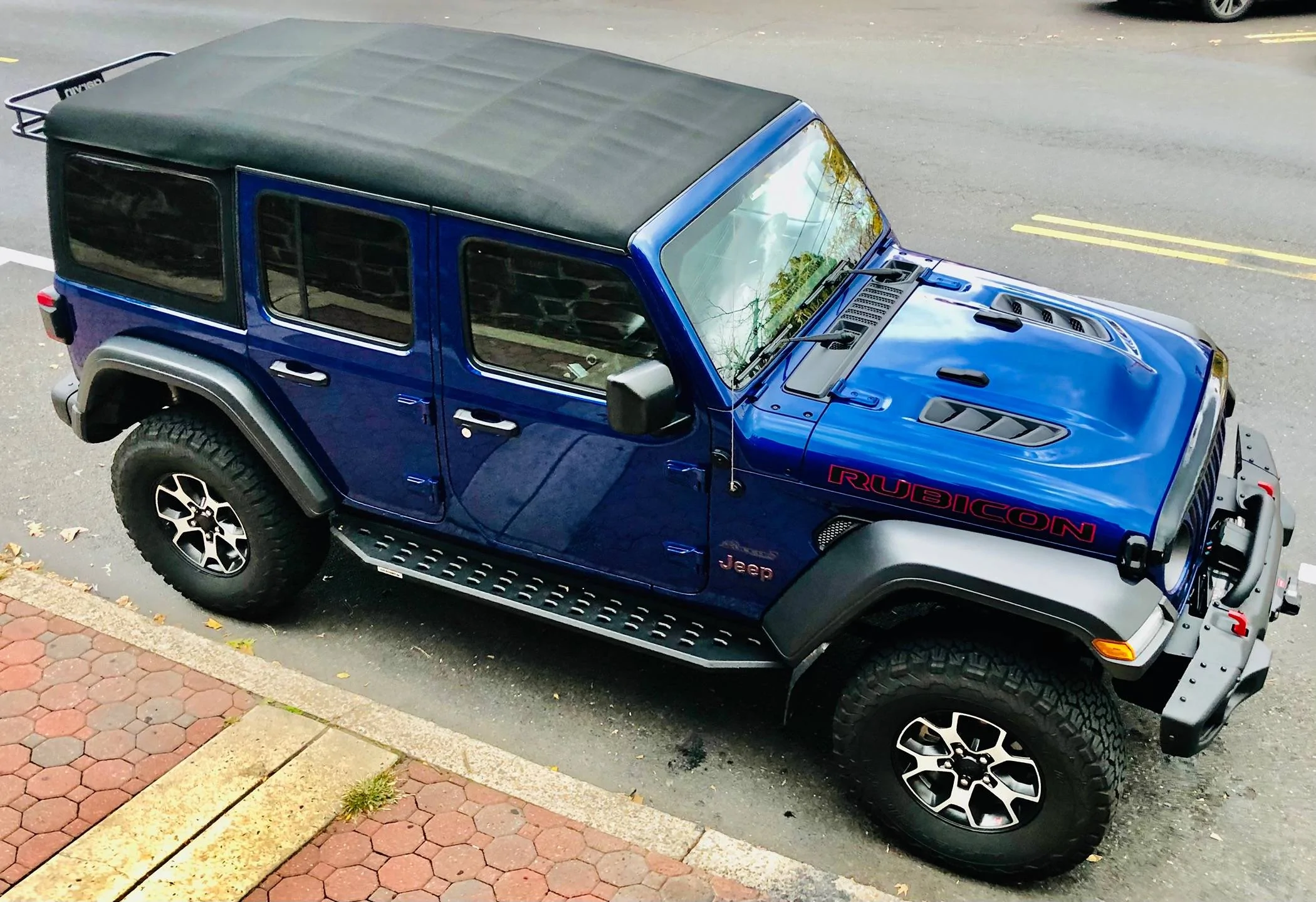 Jeep Wrangler JL Mud flaps vs. side steps for rocks protection? IMG_0502