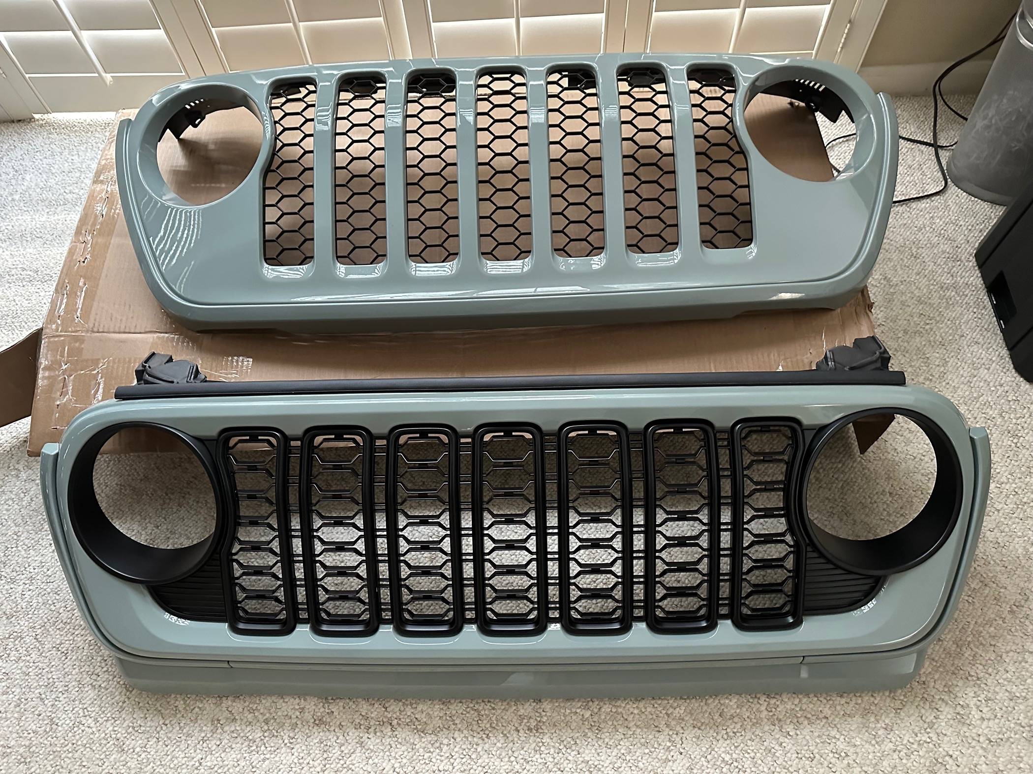 Jeep Wrangler JL 2024 grille IMG_2138