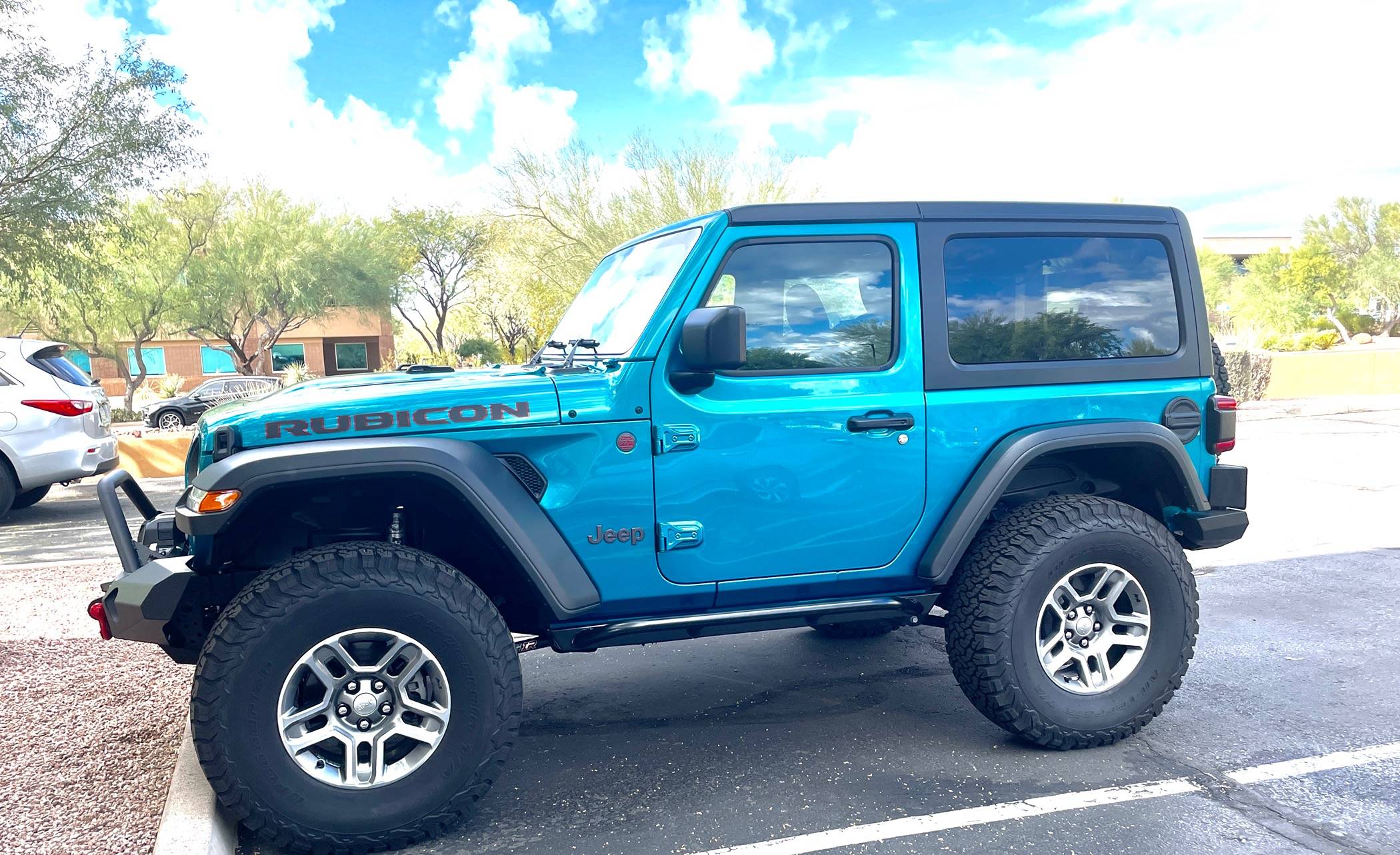 Jeep Wrangler JL Rubicon 35" tire package IMG_3330.JPG