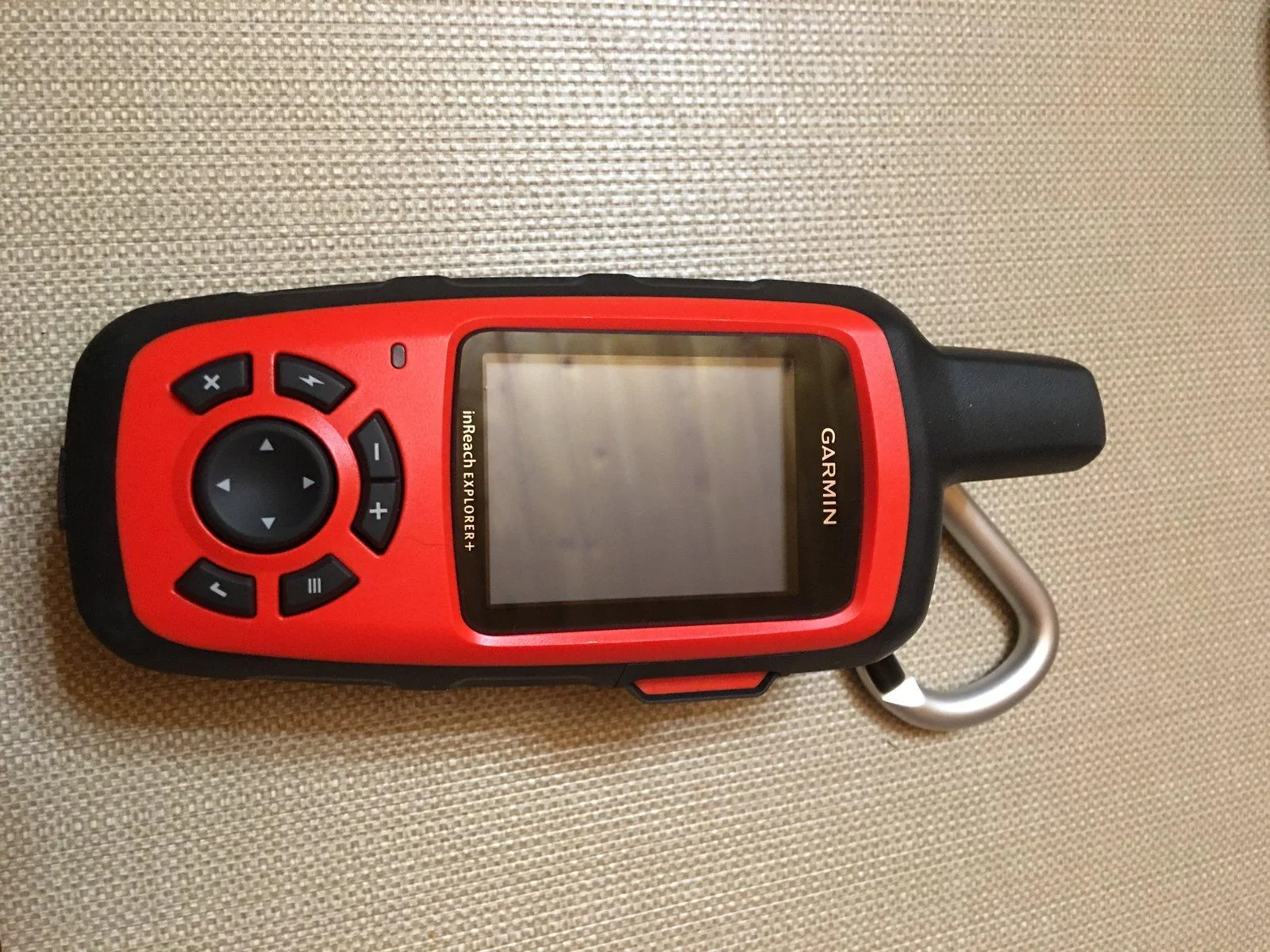 Jeep Wrangler JL Garmin inReach units 735BC372-C7E3-49EC-B224-D13098D55798