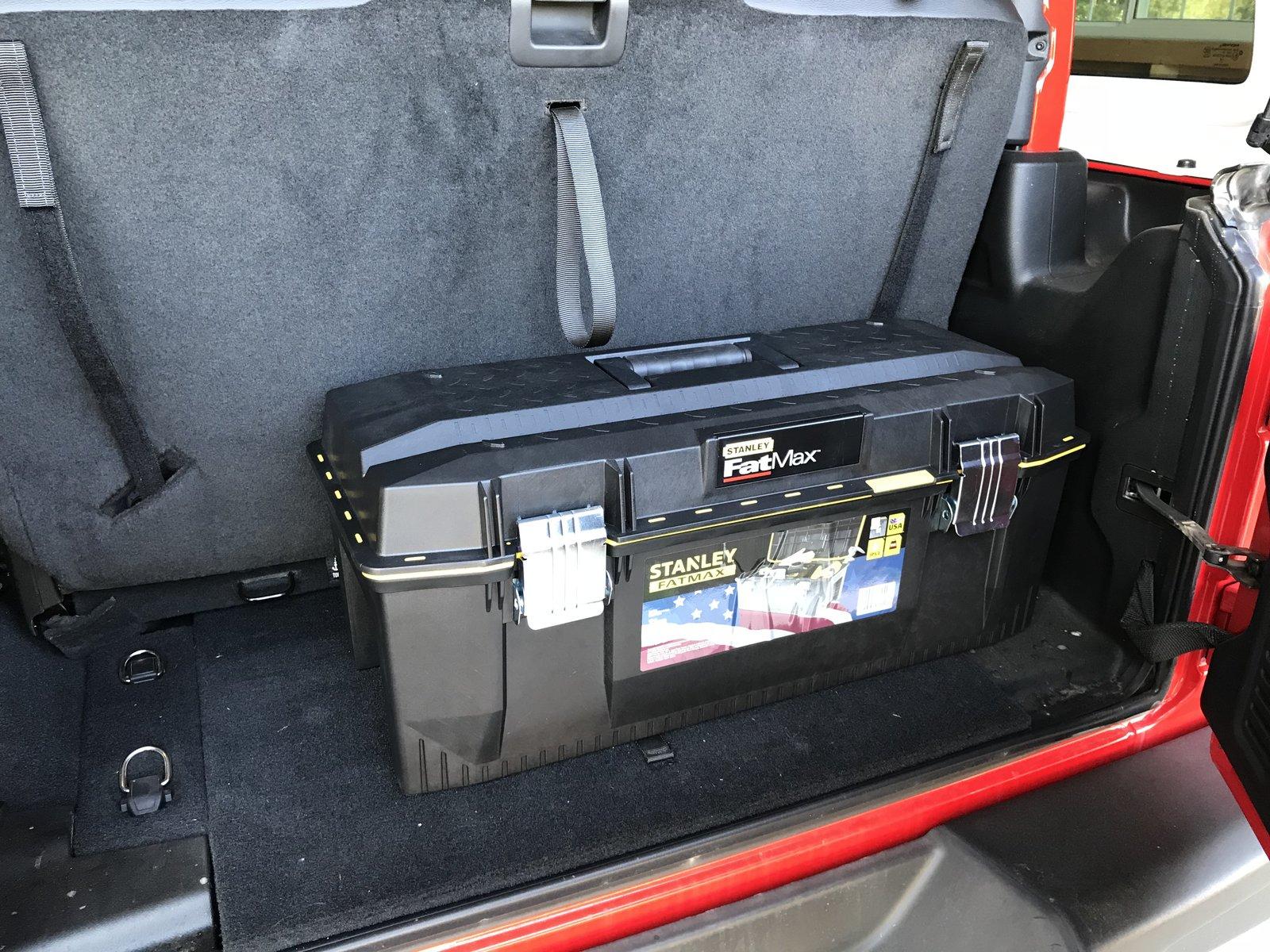 Jeep Wrangler JL 2 Door rear storage box 800685D9-6DEA-46A8-AC95-42A05EEBEE29