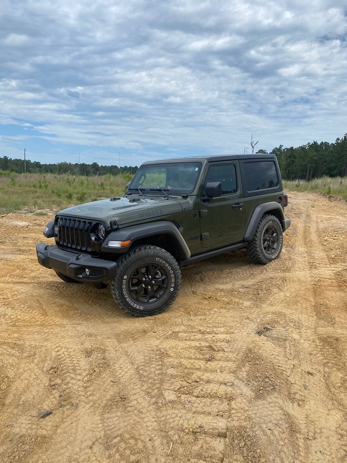 Jeep Wrangler JL Interesting, quick read IMG_3627