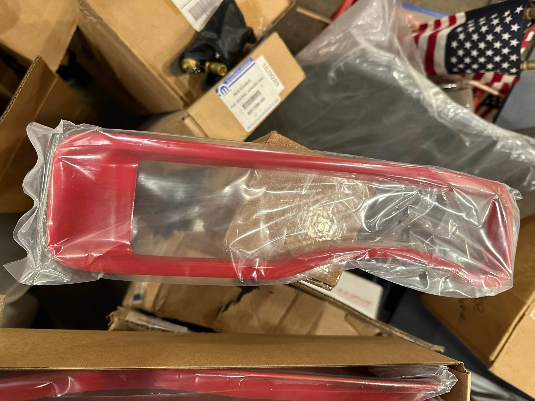 Jeep Wrangler JL Red grill inserts 2018-2023 IMG_3337
