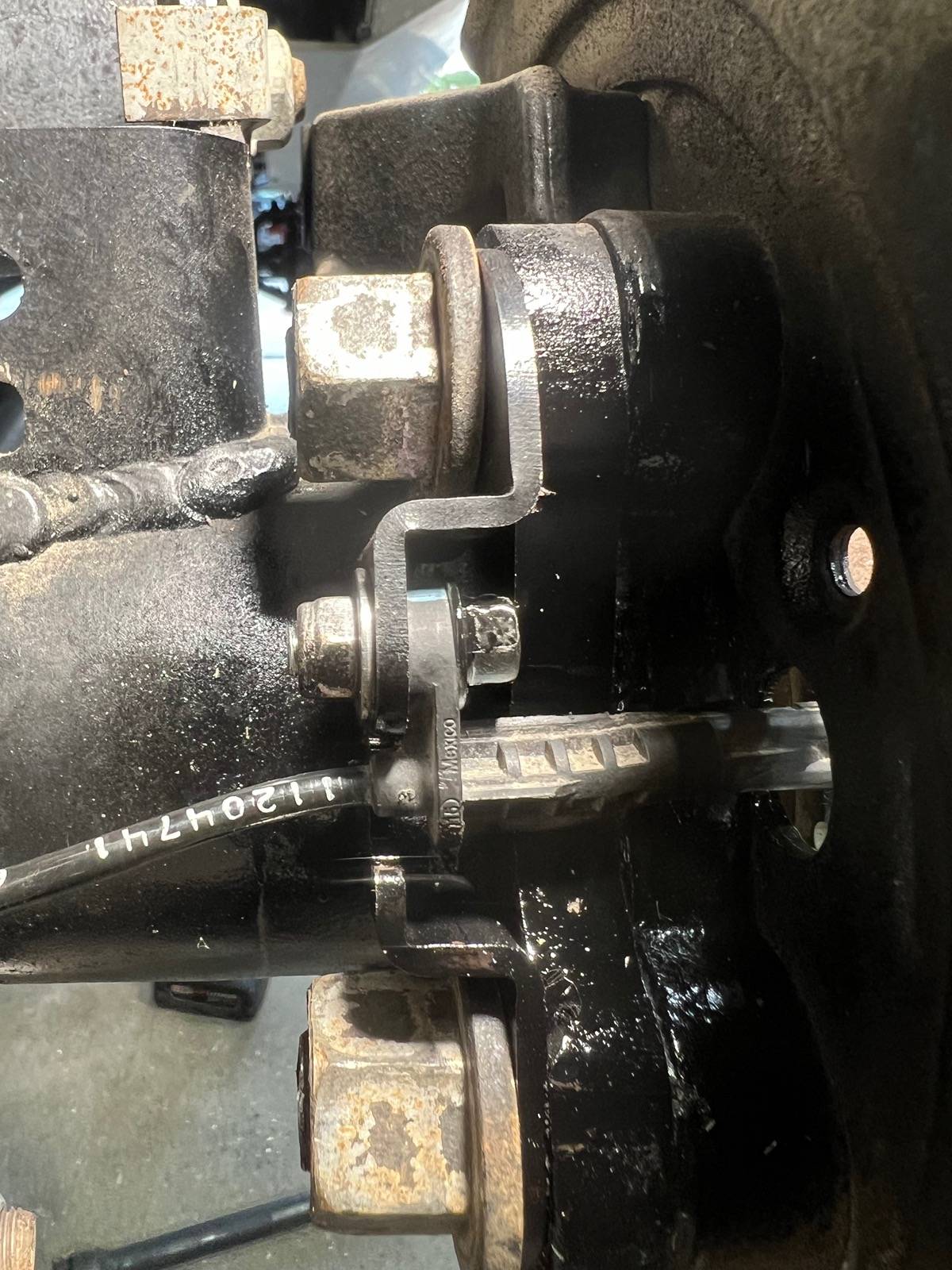 Jeep Wrangler JL GM 14 bolt abs bracket IMG_0438