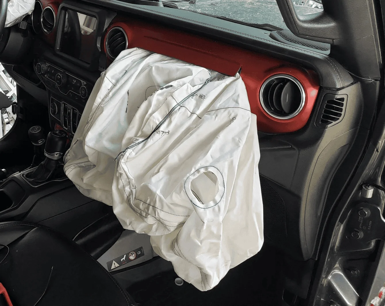 Jeep Wrangler JL Unique Dash Monday! 1716228581074-xm