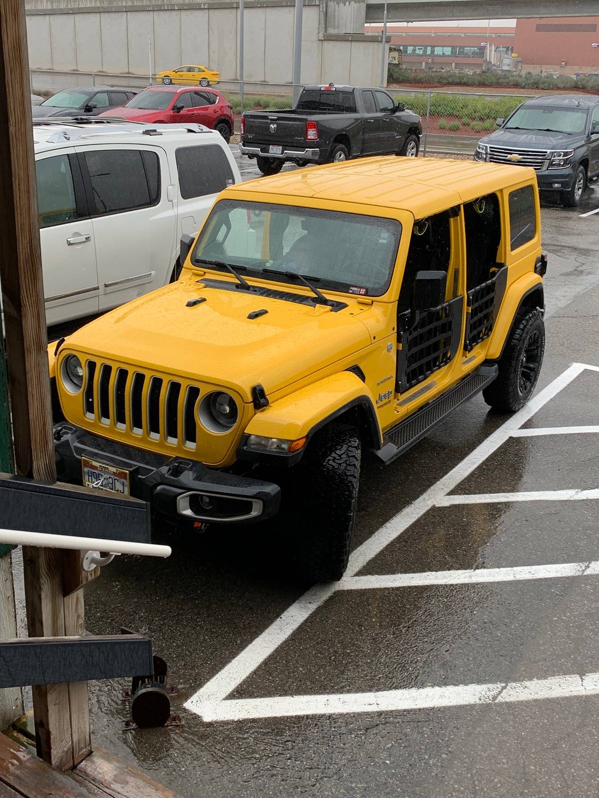 Jeep Wrangler JL Water under flooring IMG_9025