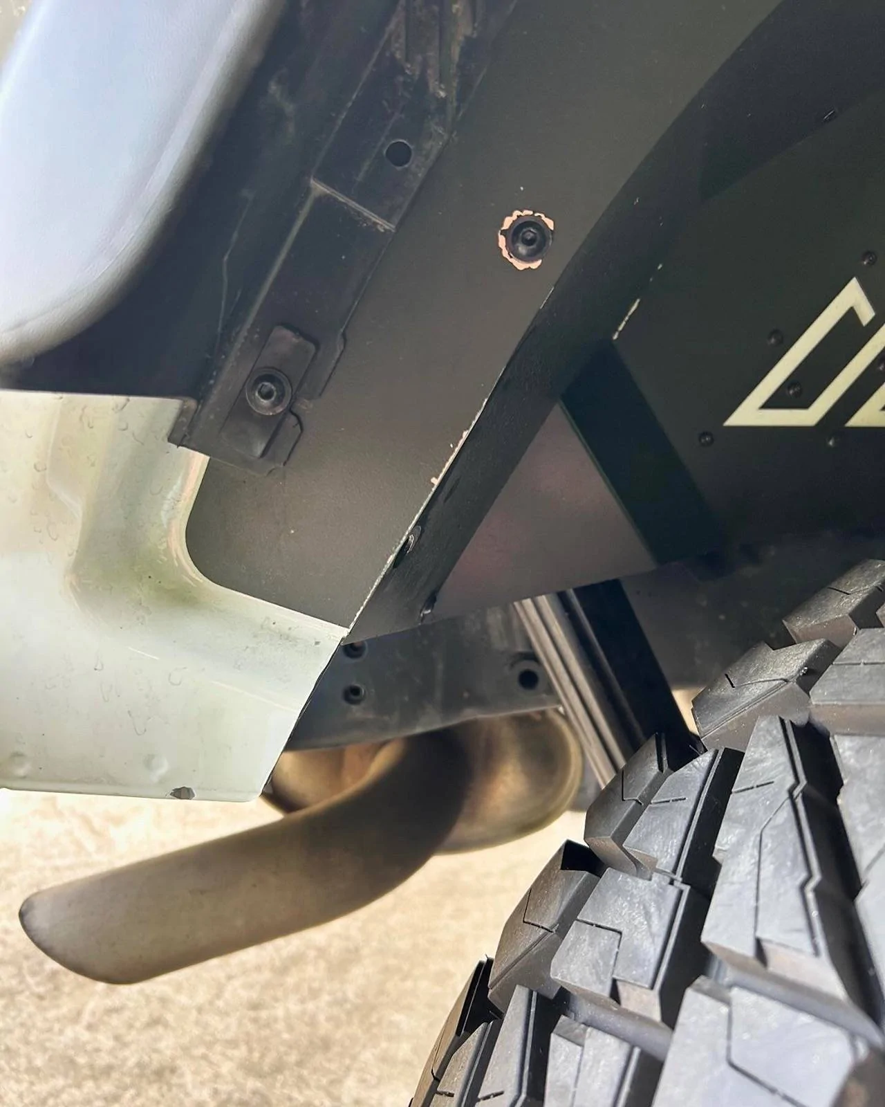 Jeep Wrangler JL Finally flexed it out with a forklift 932AC7D8-13BB-4165-8A55-DF54E137489C