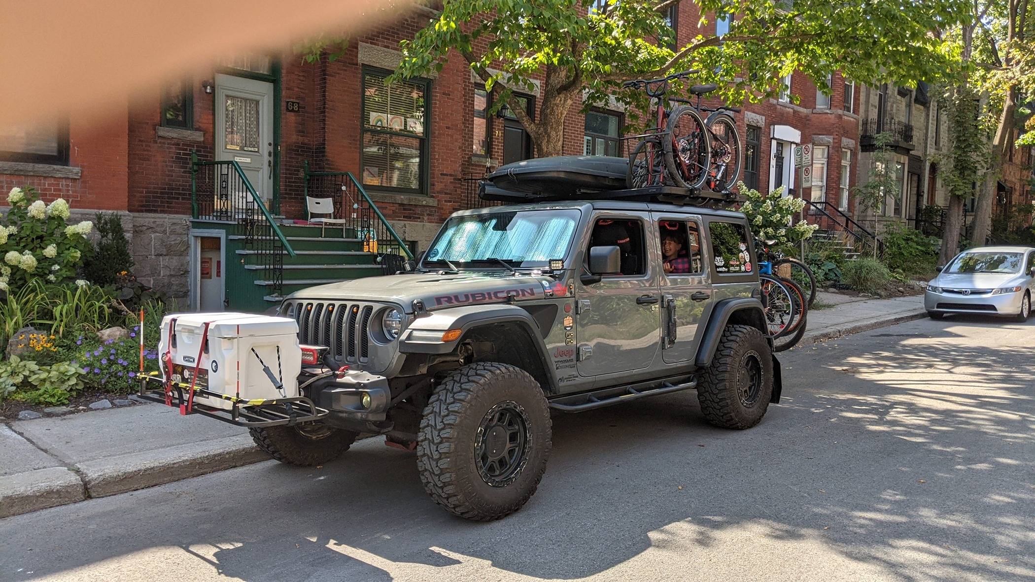 Jeep Wrangler JL Let's see those front Hitch set ups. PXL_20210822_184202510