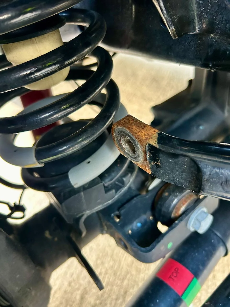 Jeep Wrangler JL Rust on sway bar linkage Rusty sway bar end