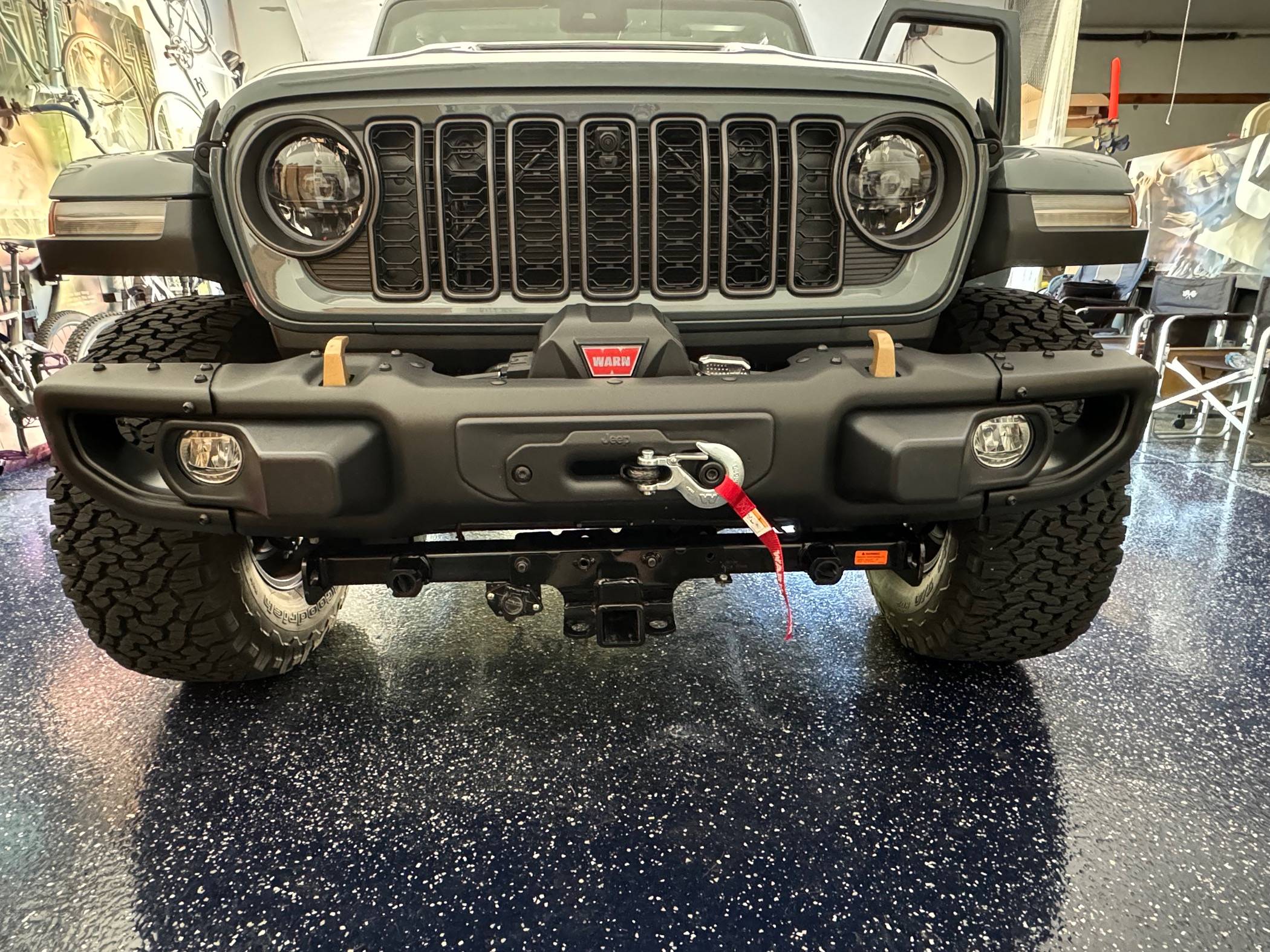 Jeep Wrangler JL Let's see those front Hitch set ups. IMG_2668