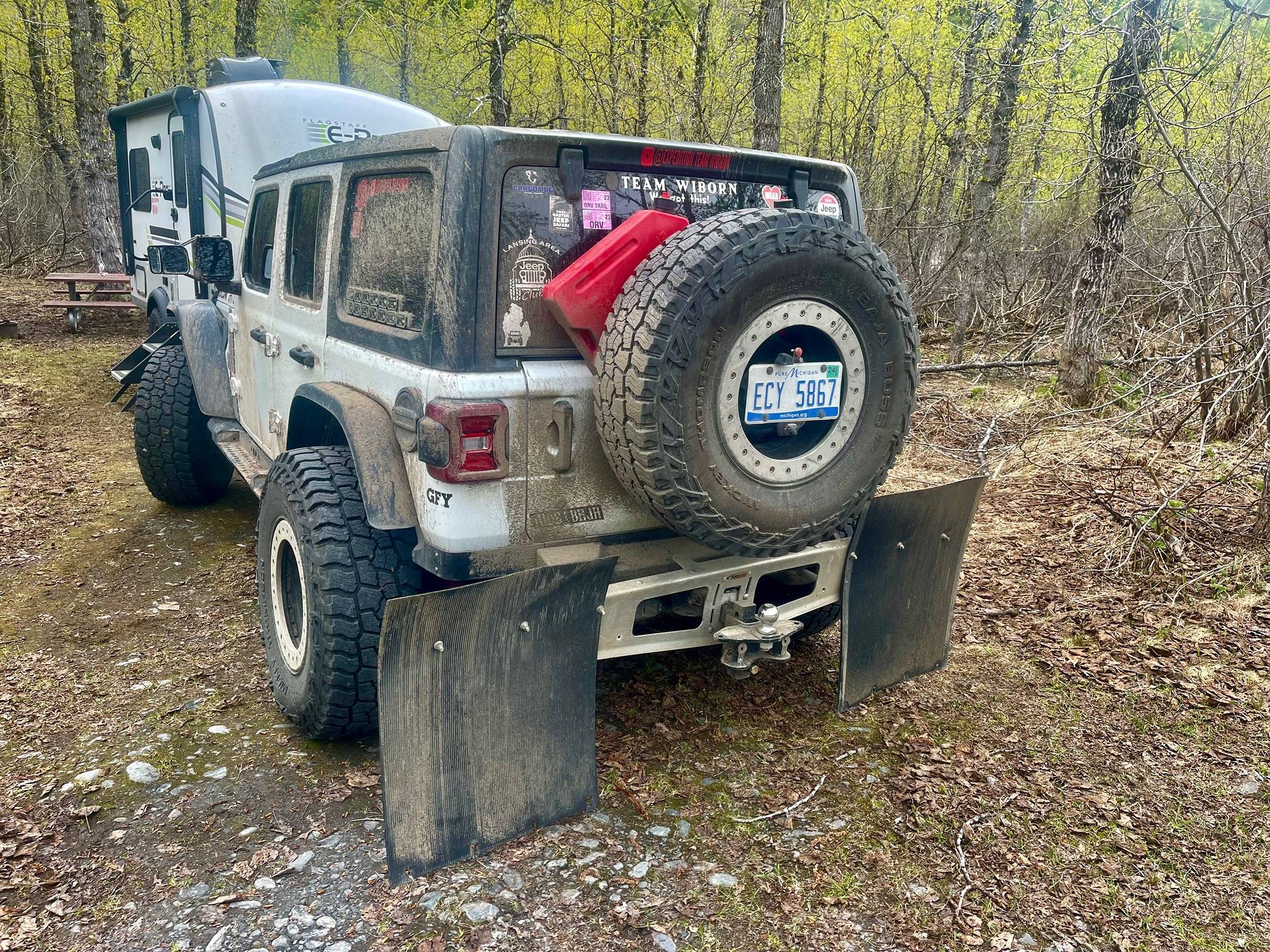 Jeep Wrangler JL Guess I should consider mud flaps IMG_1811