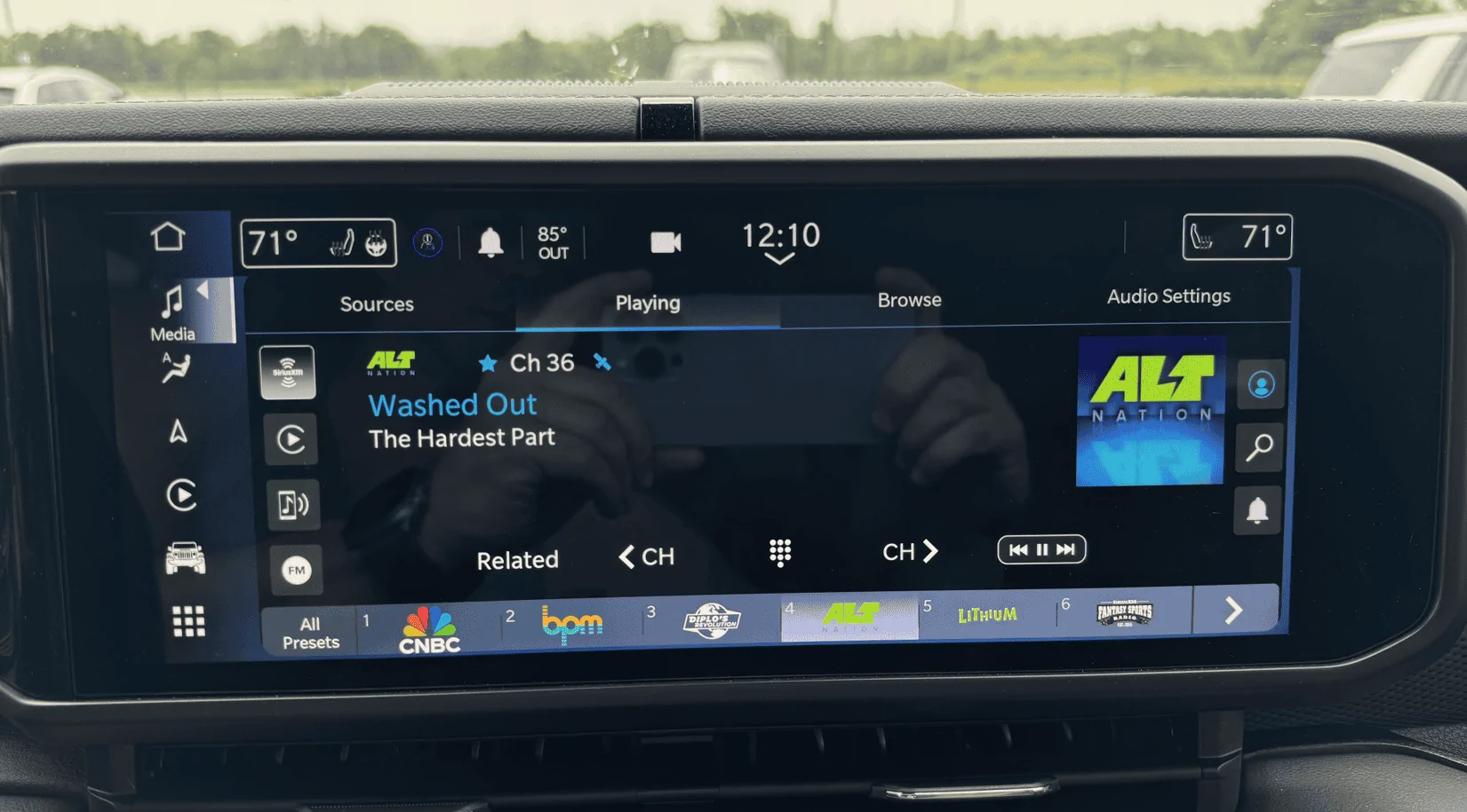Jeep Wrangler JL 2024 UConnect (Color Scheme and Design) Update? uconnect