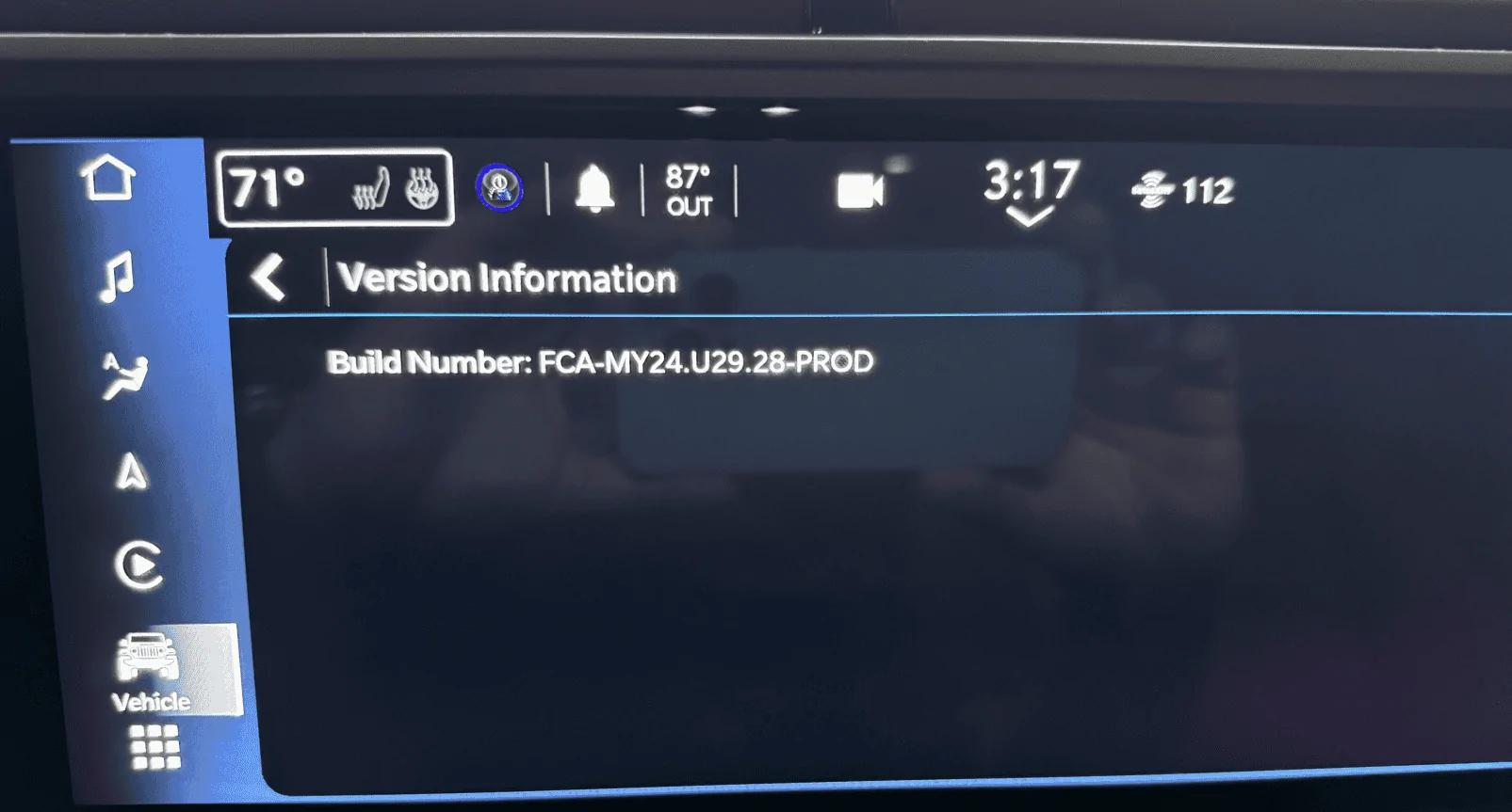 Jeep Wrangler JL 2024 UConnect (Color Scheme and Design) Update? uconnect2