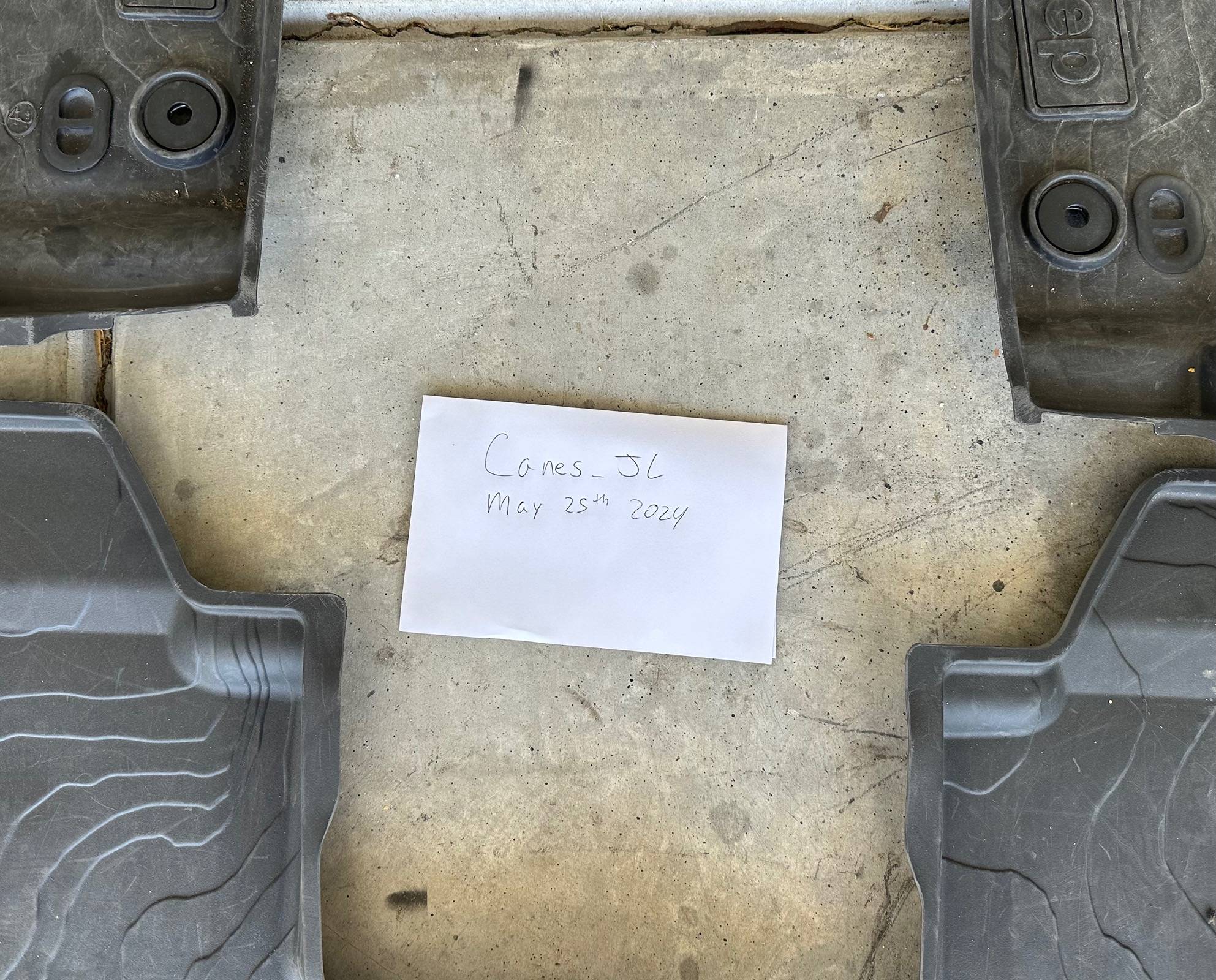 Jeep Wrangler JL All Weather Floor Mats IMG_2488