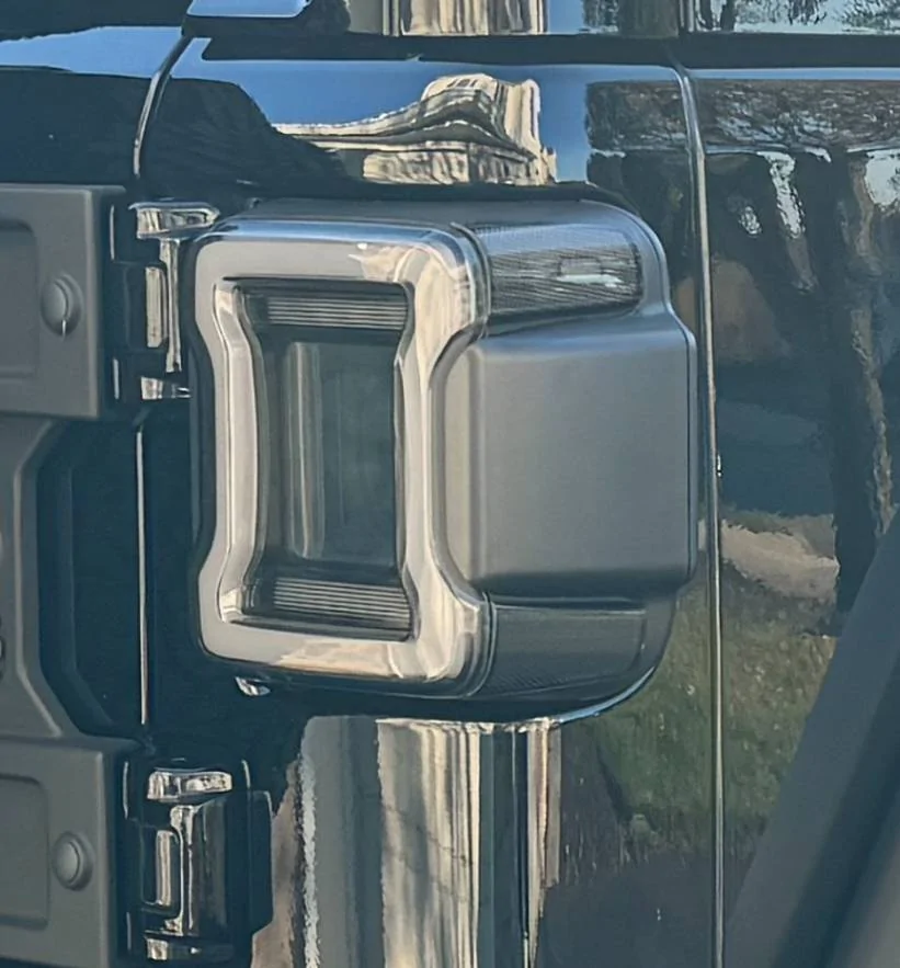 Jeep Wrangler JL Form (Diode Dynamics) Smoked LED Tail Lights IMG_1156