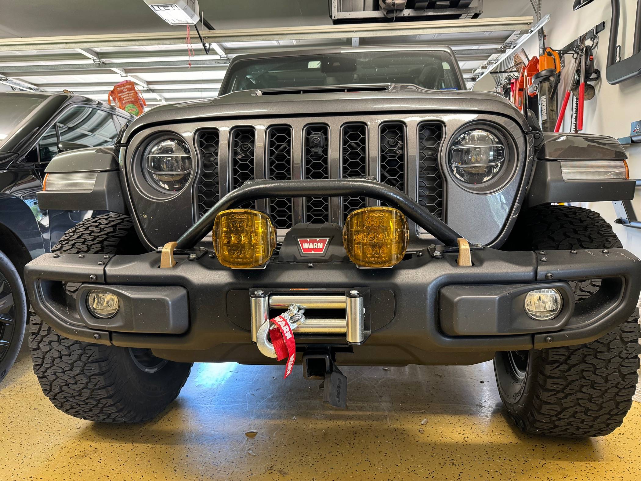 Jeep Wrangler JL Let's see those front Hitch set ups. IMG_6559