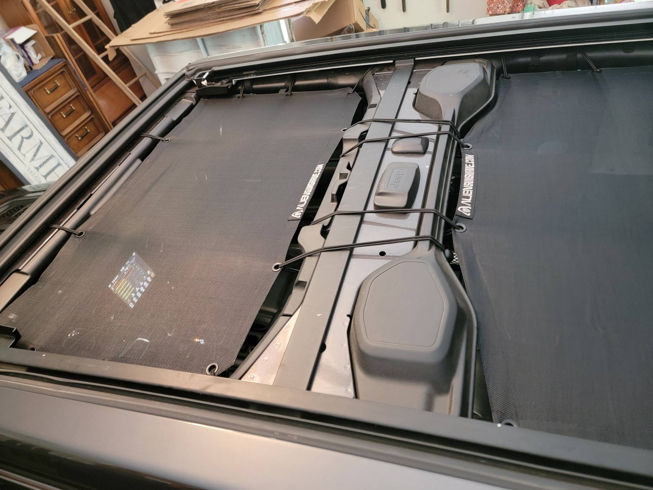 Jeep Wrangler JL Sun shades for sky one touch roofs 20240501_112750