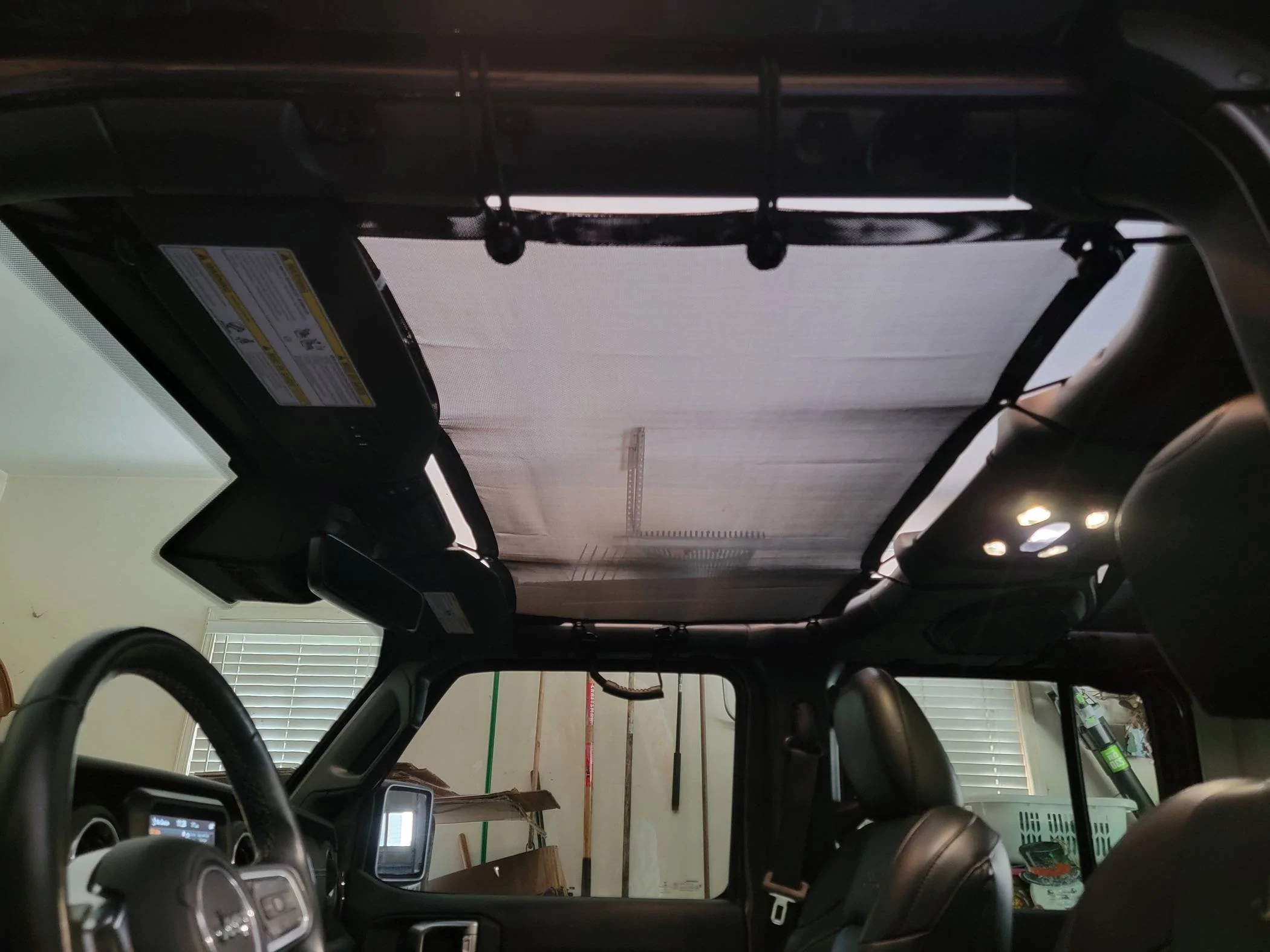 Jeep Wrangler JL Sun shades for sky one touch roofs 20240501_112809