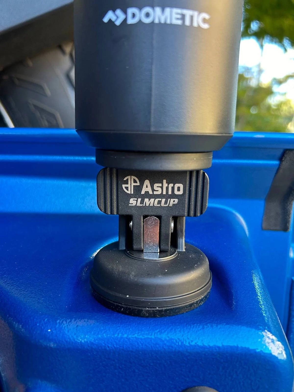 Jeep Wrangler JL Dometic Faucet & Tank Mounting suction_clamp copy