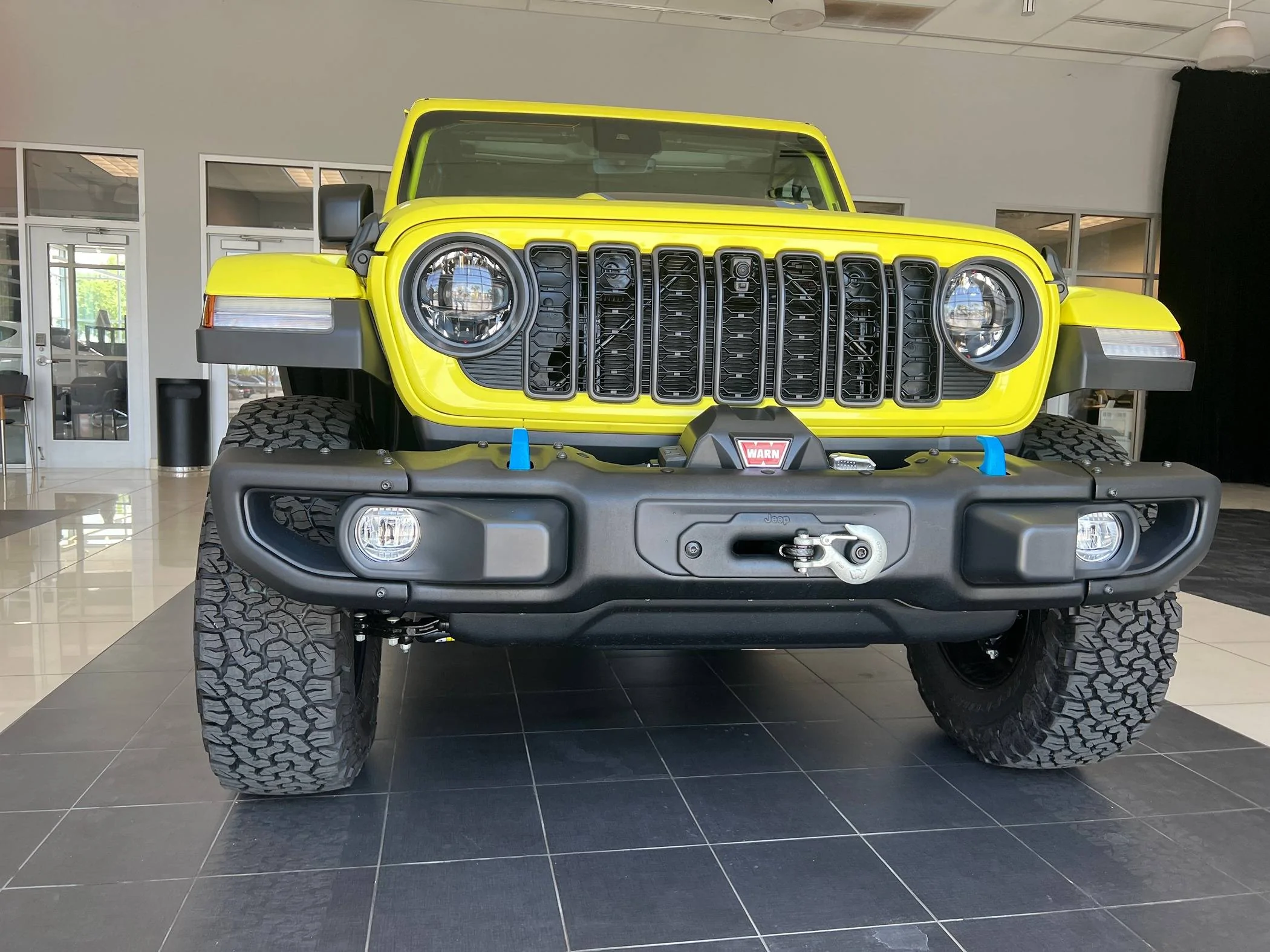 Jeep Wrangler JL 4xe winch question IMG_3491