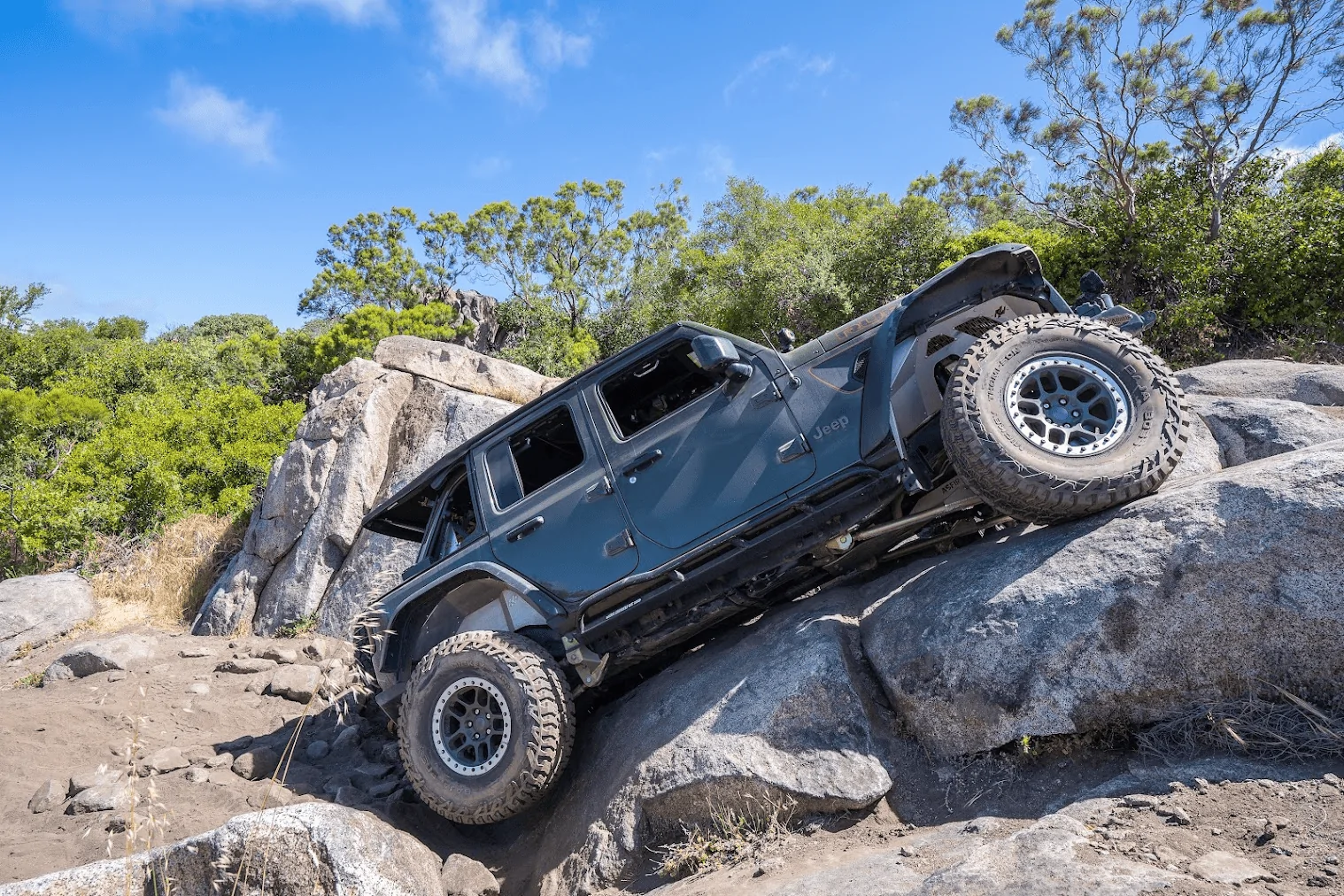Jeep Wrangler JL It's full-Throttle Thursday! Show us those action shots! 1717108448279-5d