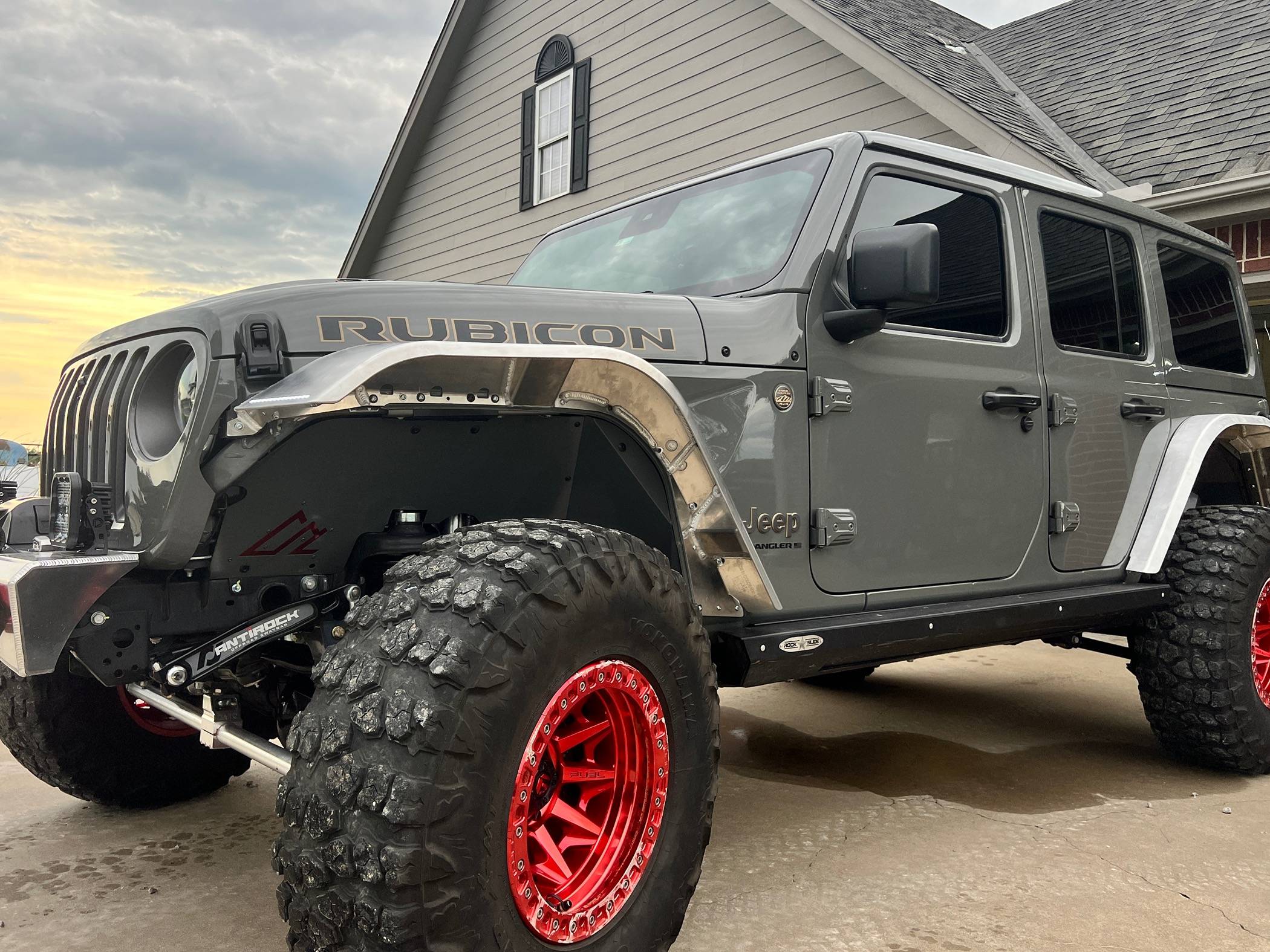 Jeep Wrangler JL JL Fenders Install IMG_6321