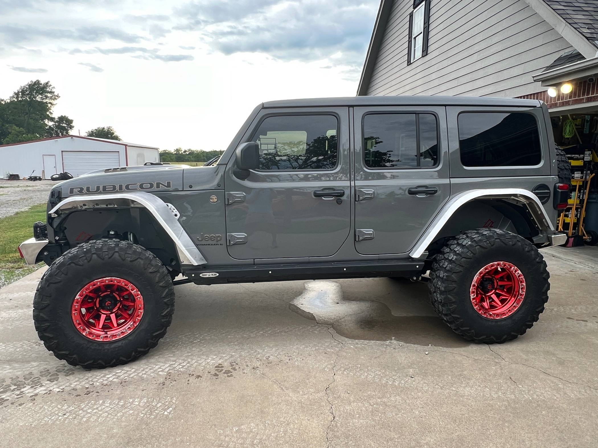 Jeep Wrangler JL JL Fenders Install IMG_6320