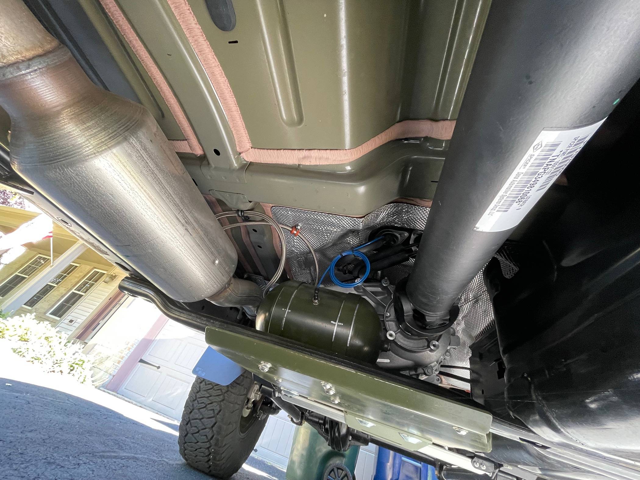 Jeep Wrangler JL ARB WITH AIR TANK INSTALL IMG_0354