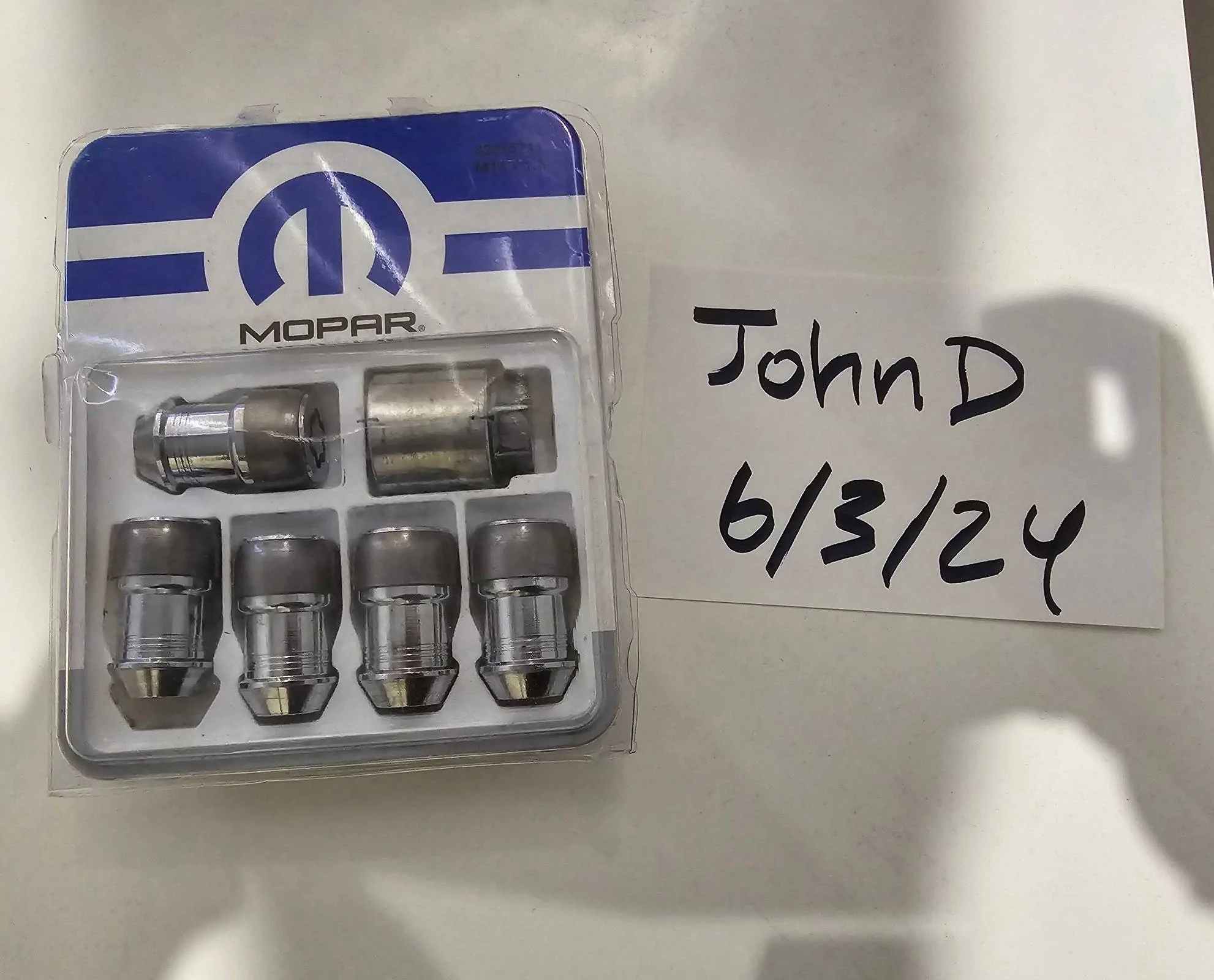 Jeep Wrangler JL MOPAR wheel locks 20240603_155116