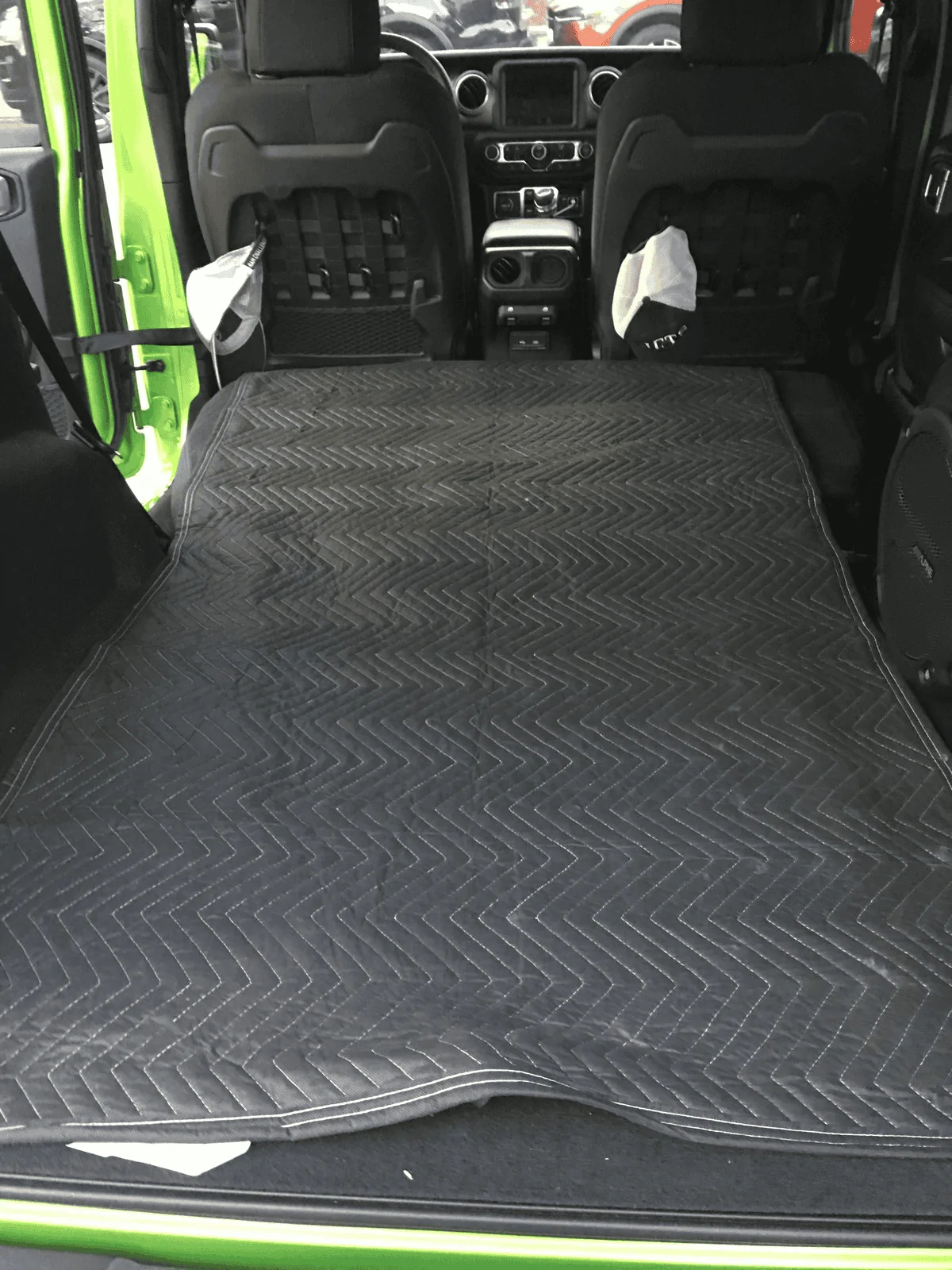 Jeep Wrangler JL Packing blankets 1717872161249-37