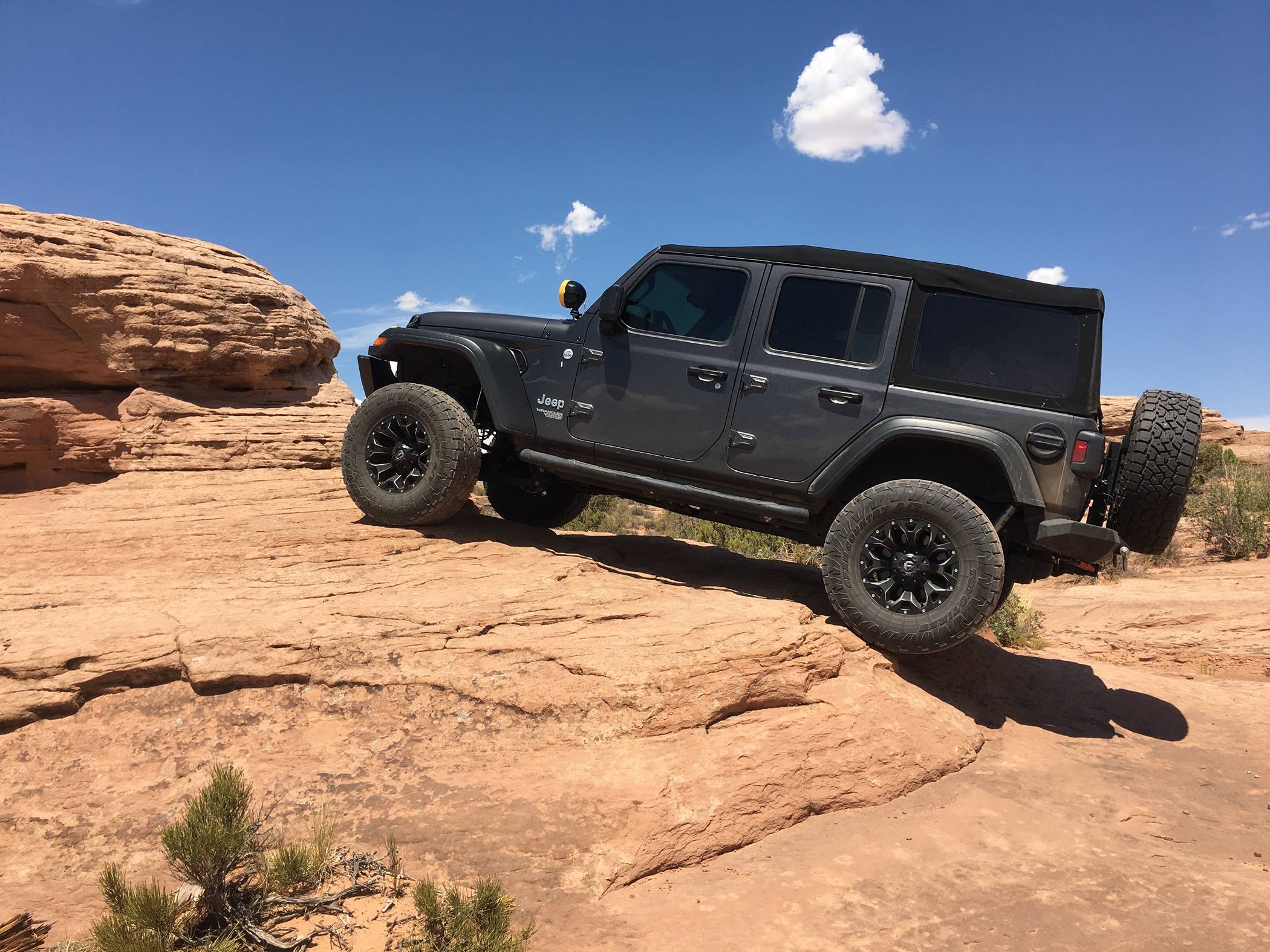 Jeep Wrangler JL Rumors re: 2025 Wrangler model IMG_3143