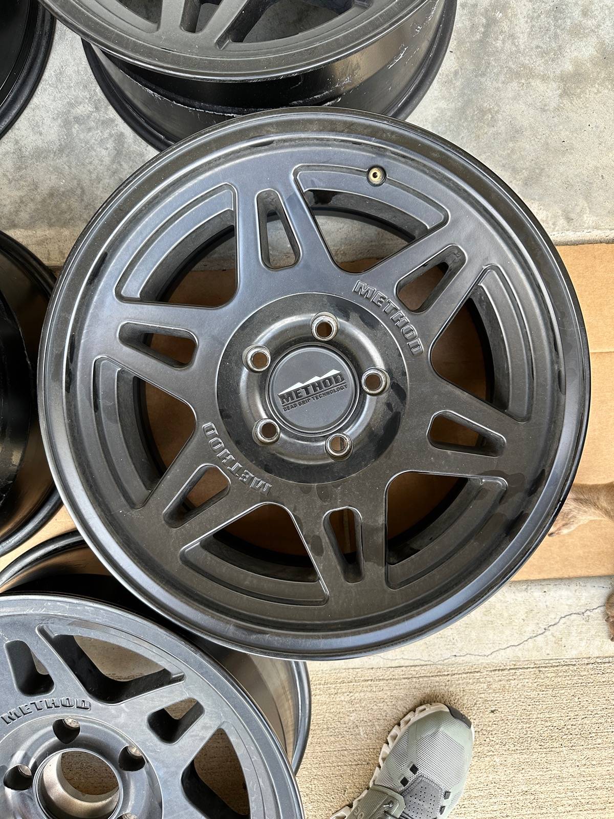 Jeep Wrangler JL 5 Method 706 Beadgrip Wheels 17x8.5 5x5 IMG_4133