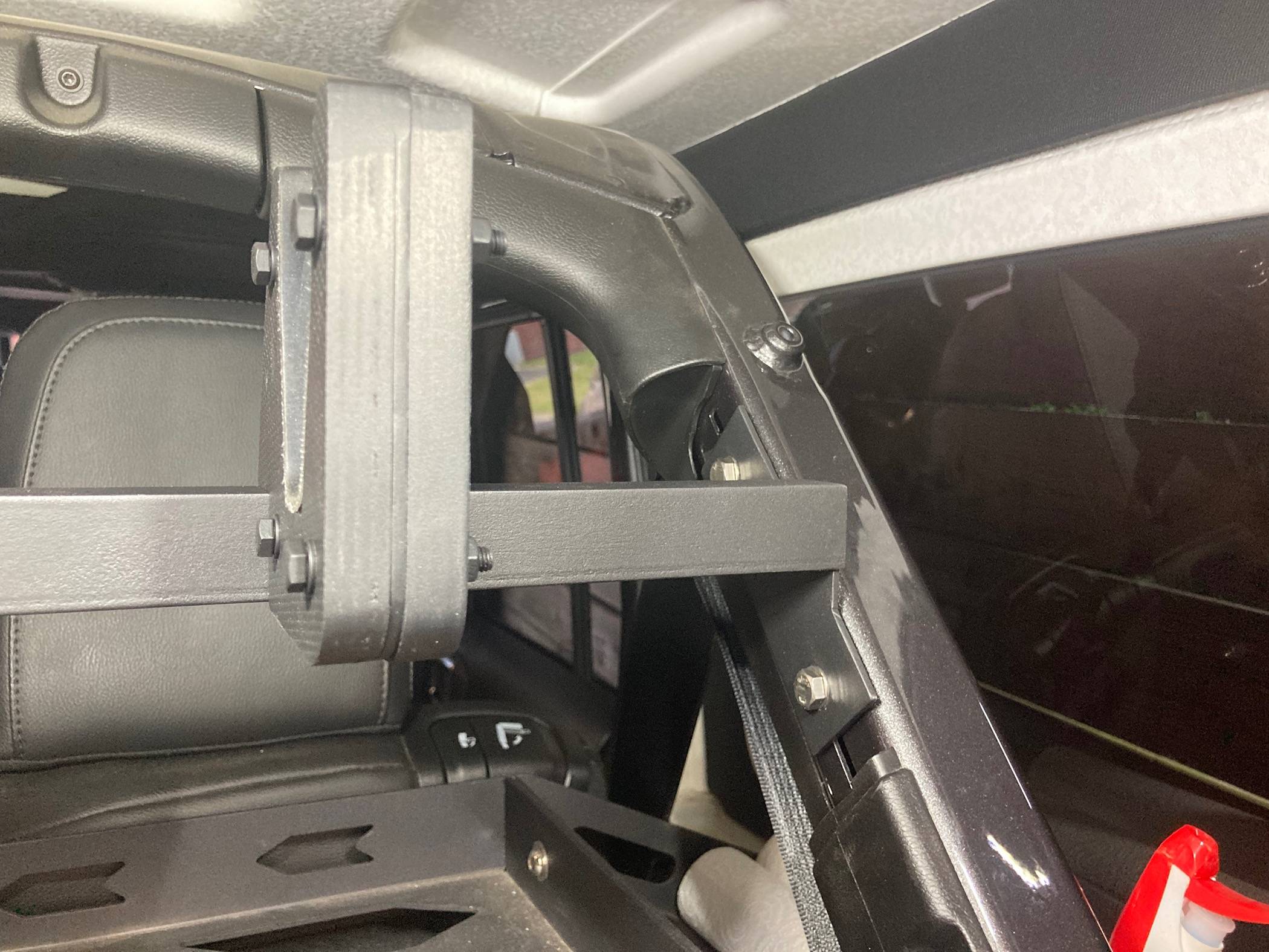 Jeep Wrangler JL DIY Roll Cage Rifle Rack IMG_6128