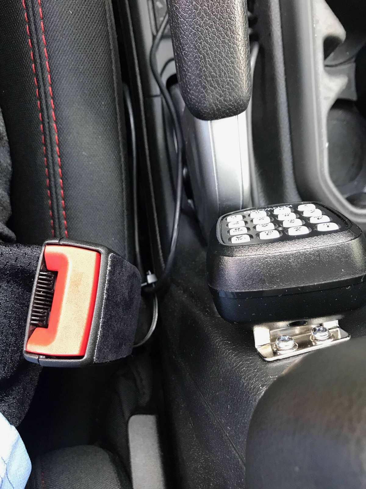 Jeep Wrangler JL Dual Ham Radios Install w/ Pics GaTJiS3