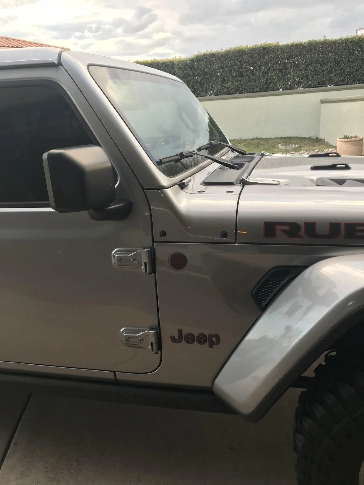Jeep Wrangler JL Antenna delete. 4A31B93A-C219-49E5-8753-EAC887E51788
