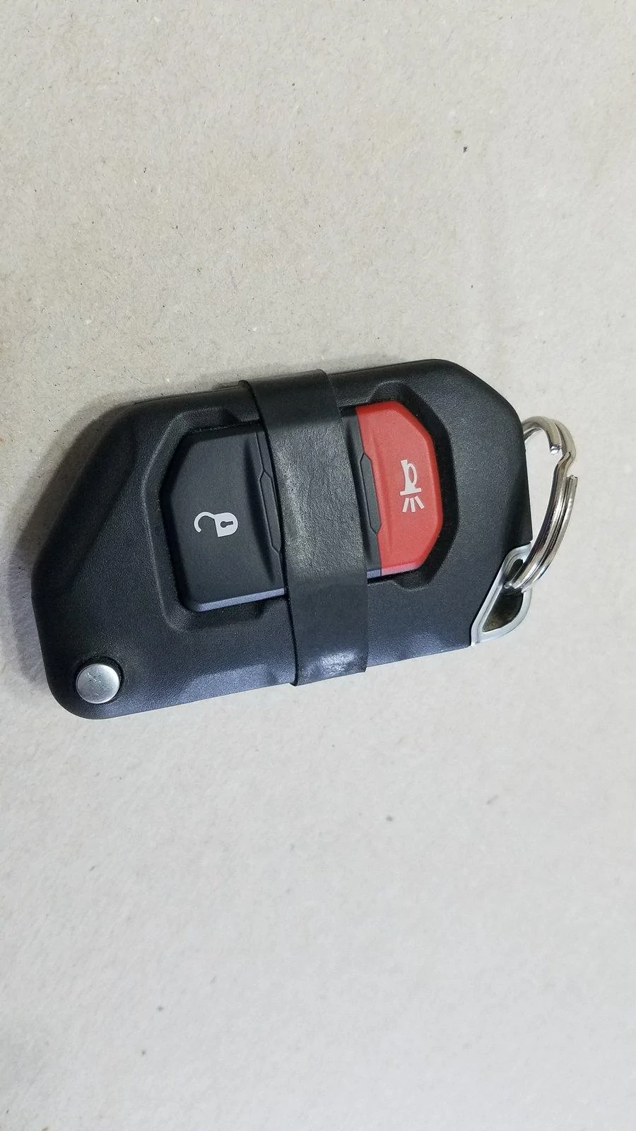 Jeep Wrangler JL Key fob is low quality. 20180918_092848