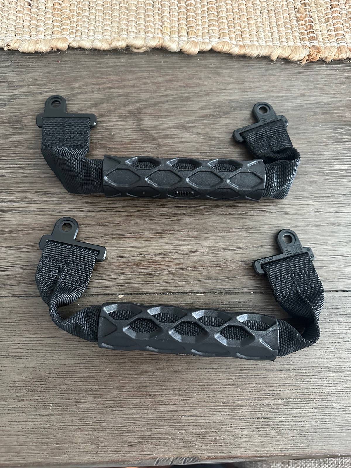 Jeep Wrangler JL 2024 Grab Handles IMG_0669