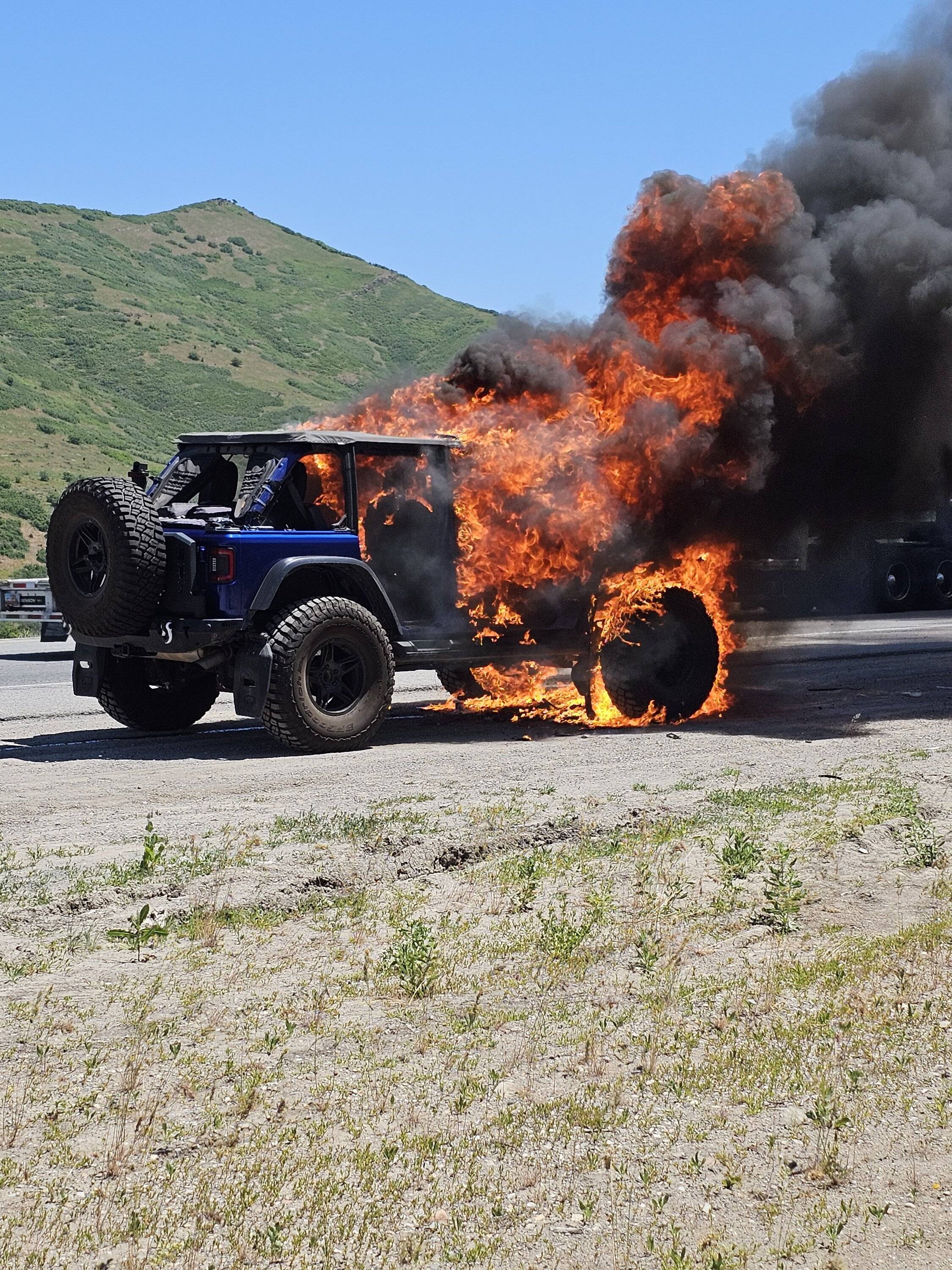 Jeep Wrangler JL I guess I'm starting over (Jeep fire after overheating) 20240613_124422