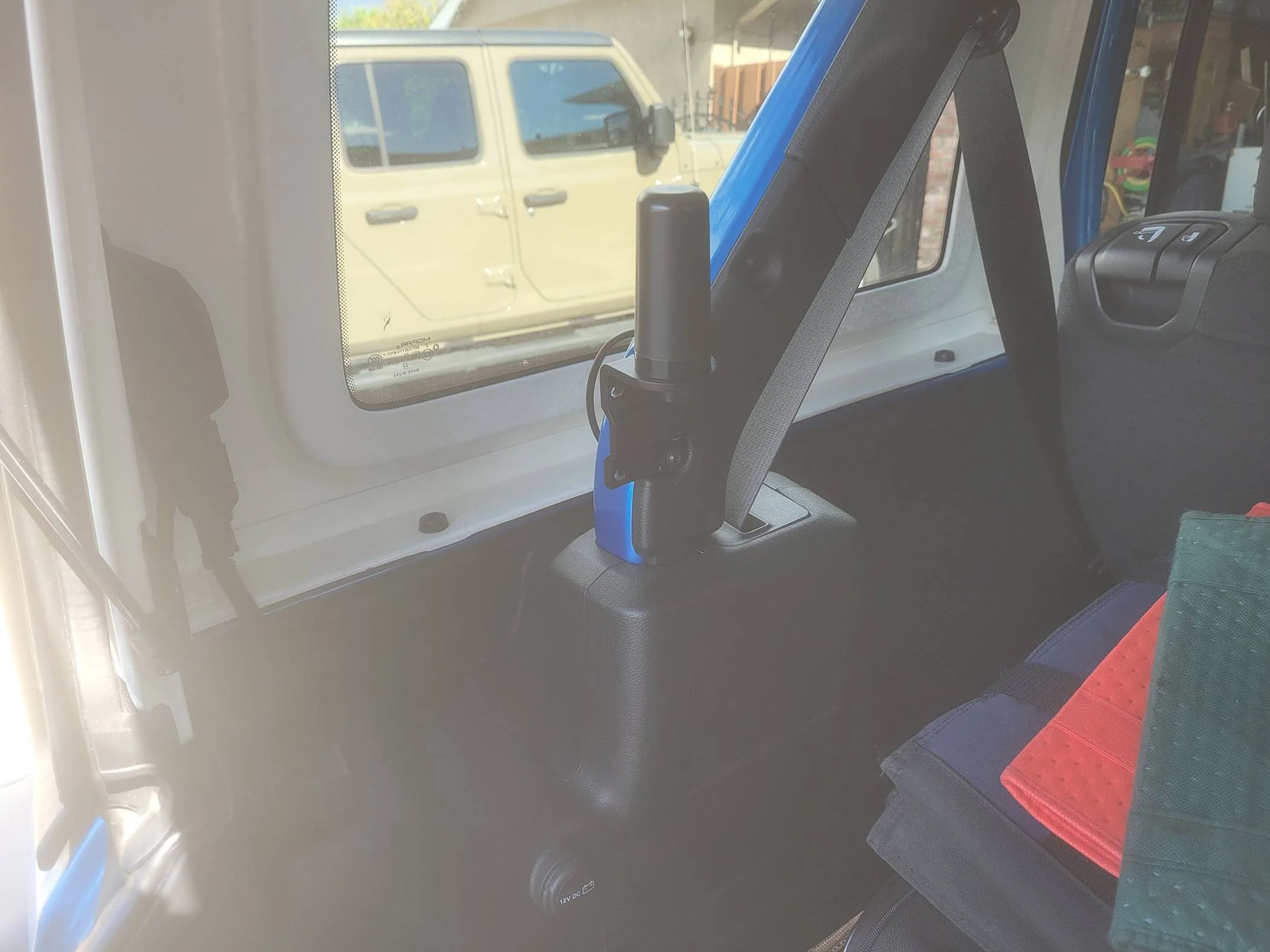 Jeep Wrangler JL DIY GMRS antenna mount gmrsantenna