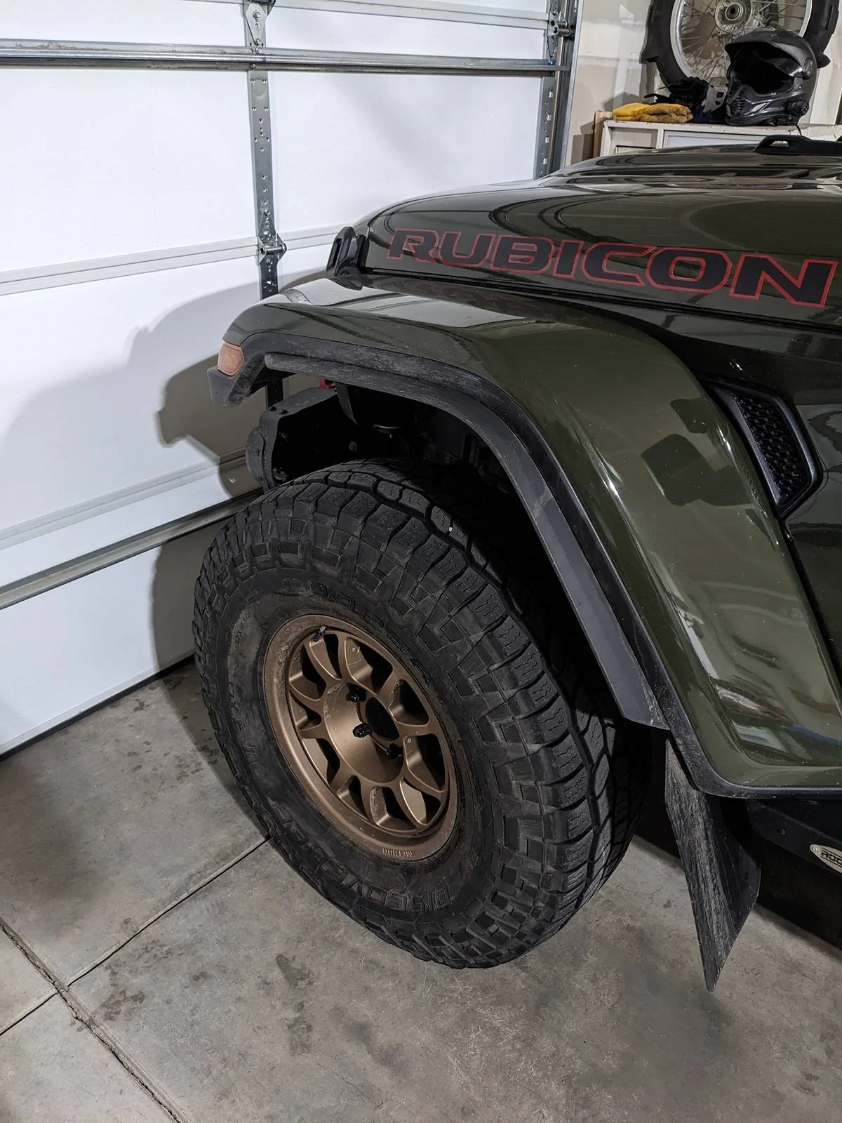 Jeep Wrangler JL Mud flaps vs. side steps for rocks protection? PXL_20230227_200933163